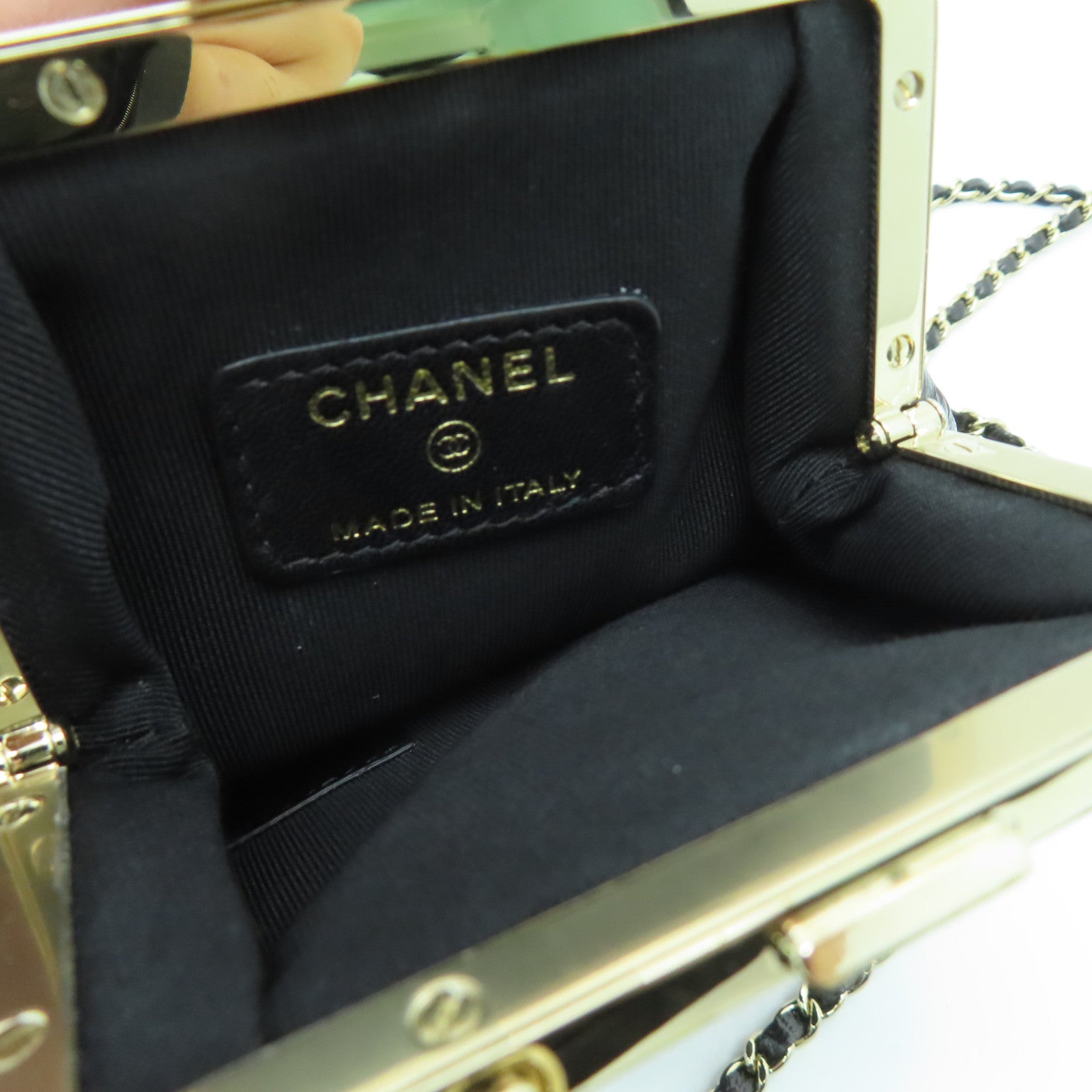 CHANEL rhombic cowhide leather Chain Shoulder Bag gold buckle chain shoulder bag black