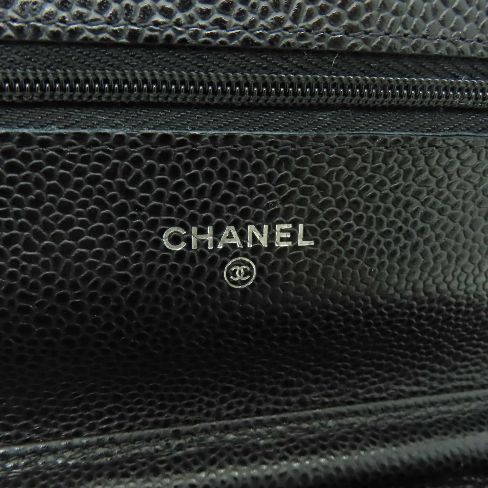 CHANEL 菱格Caviar皮革WOC銀扣鏈帶肩背袋黑色