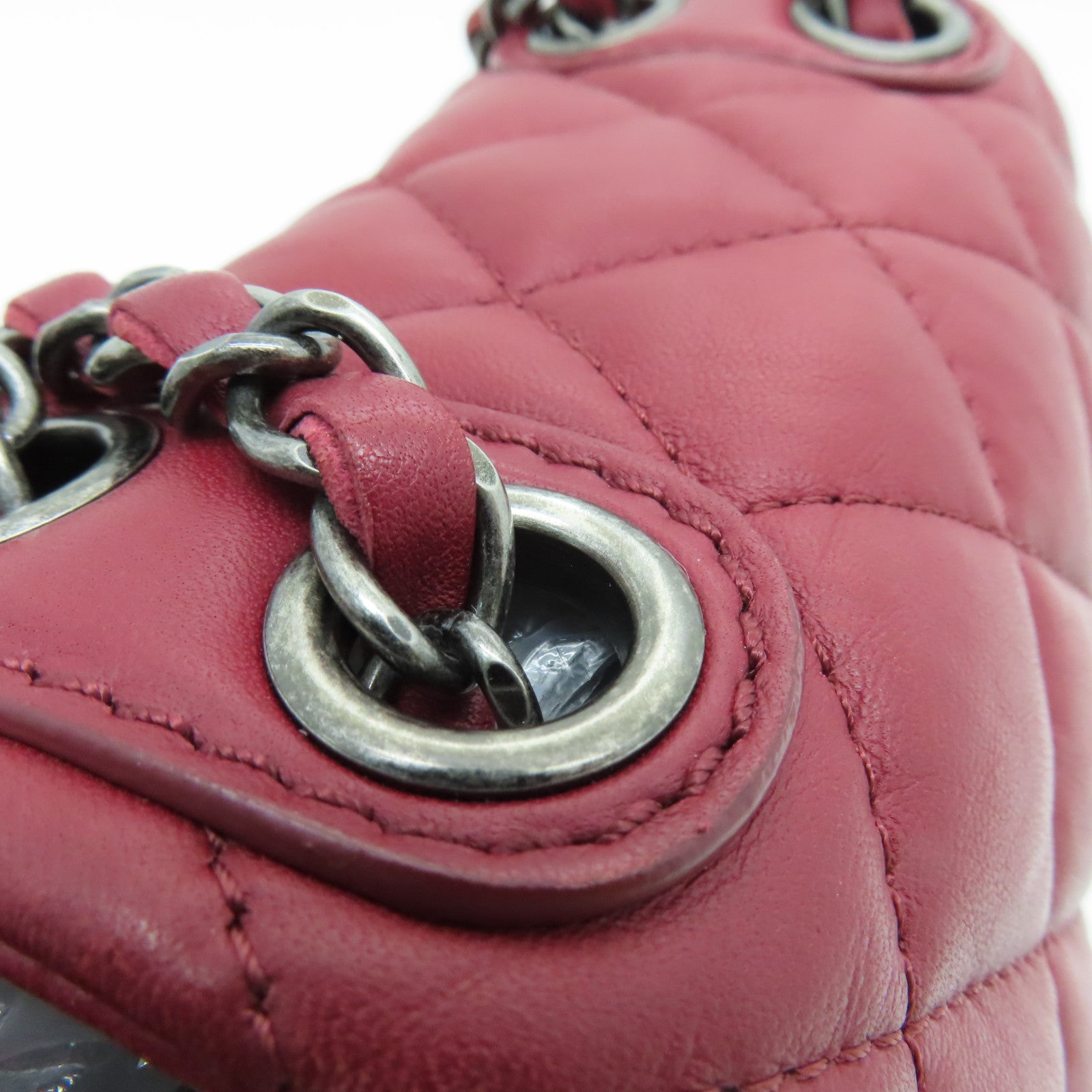 CHANEL Lingge cowhide leather Chain Shoulder Bag silver buckle chain shoulder bag red