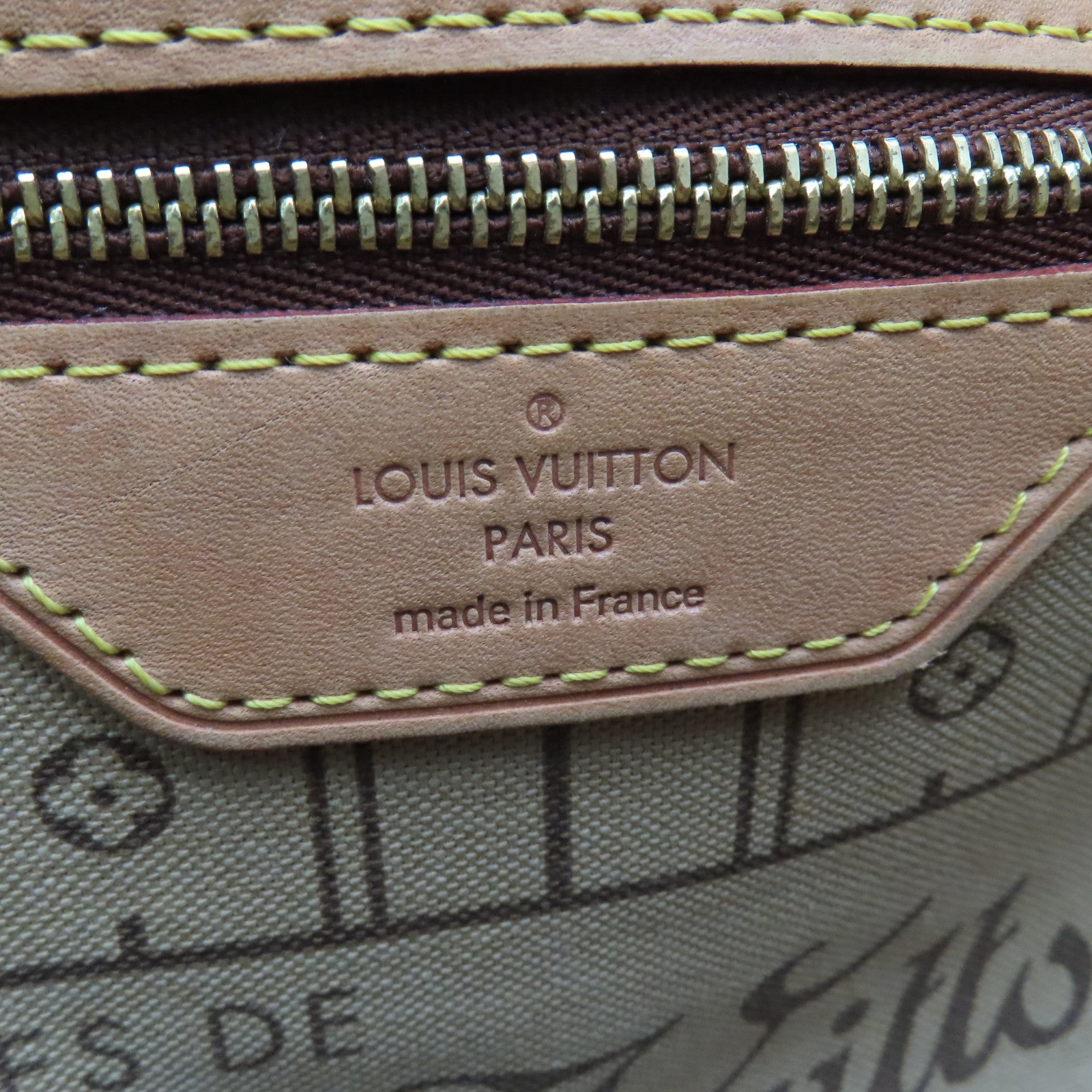 LOUIS VUITTON Monogram Neverfull MM gold buckle shoulder bag / hand bag brown