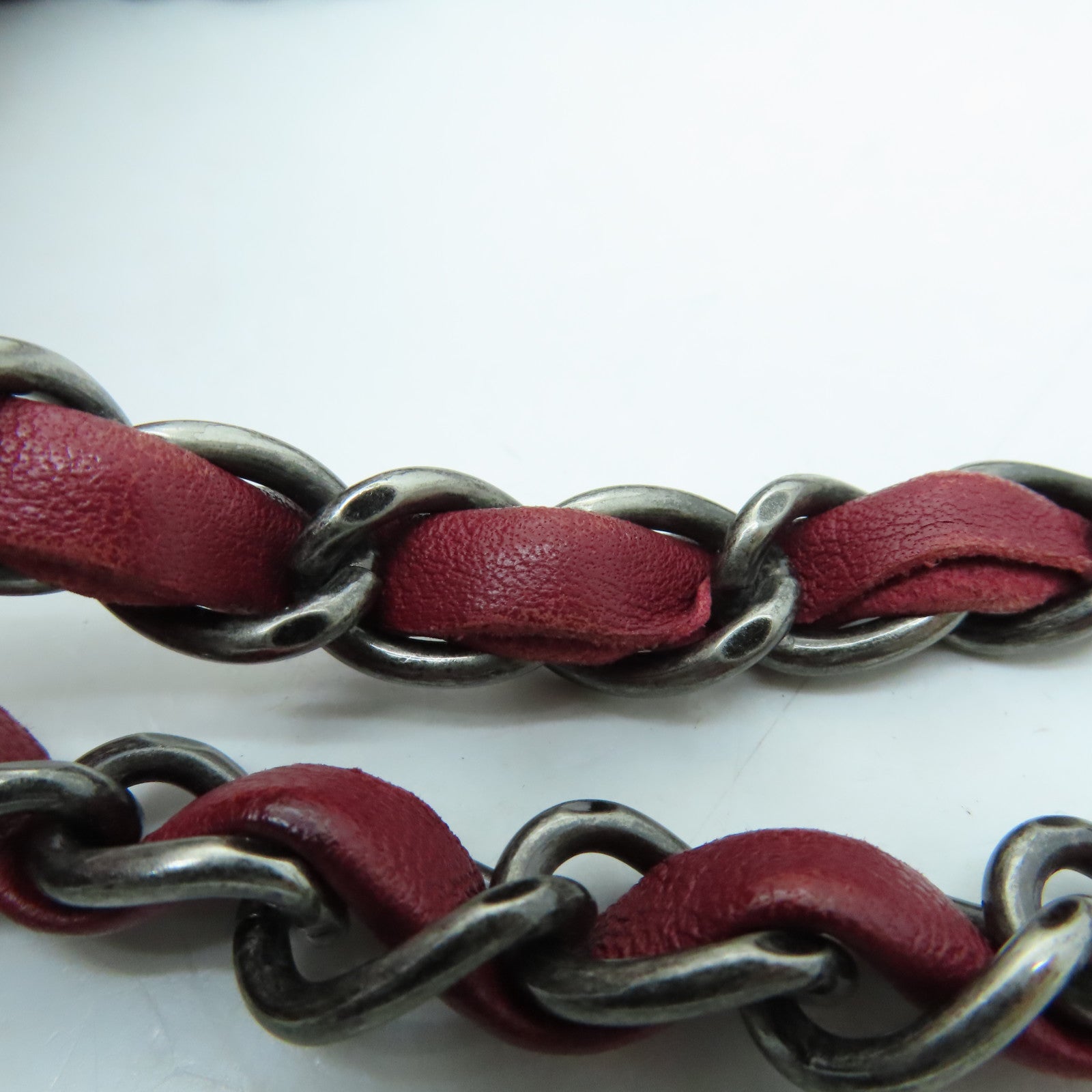CHANEL Lingge cowhide leather Chain Shoulder Bag silver buckle chain shoulder bag red