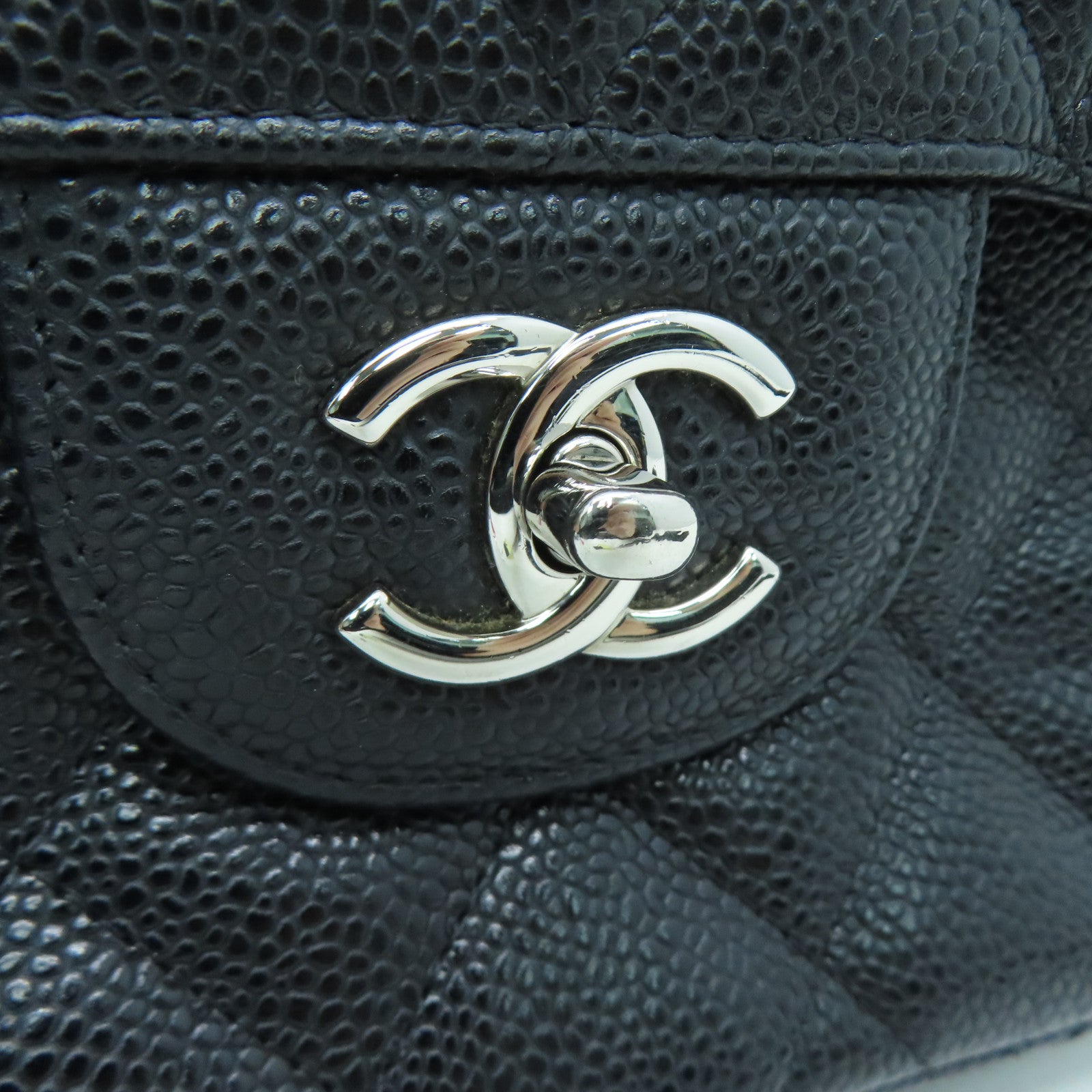 CHANEL 菱格Caviar皮革Classic Chain Shoulder Bag银扣链带肩背袋黑色
