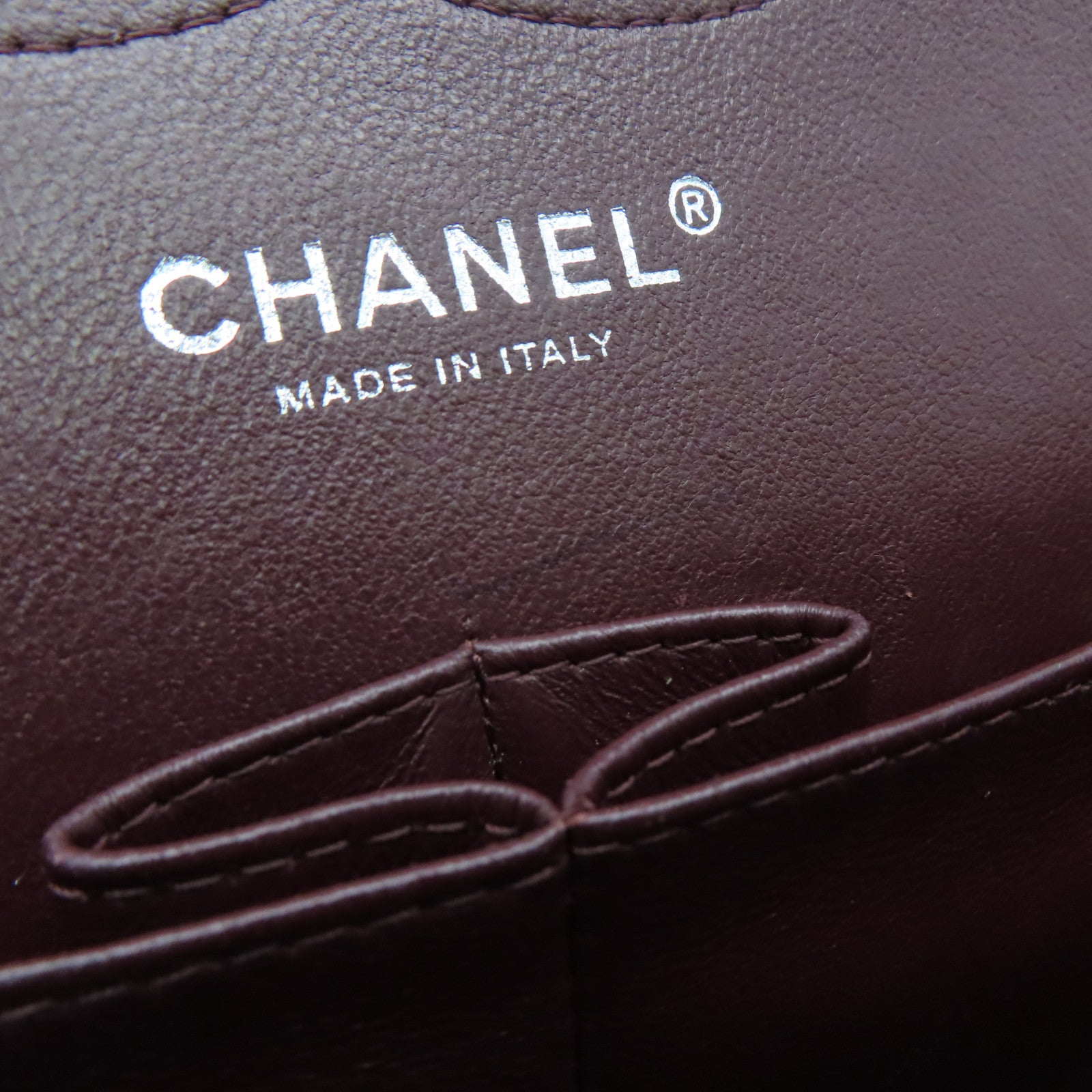 CHANEL 菱格Caviar皮革Classic Chain Shoulder Bag银扣链带肩背袋黑色