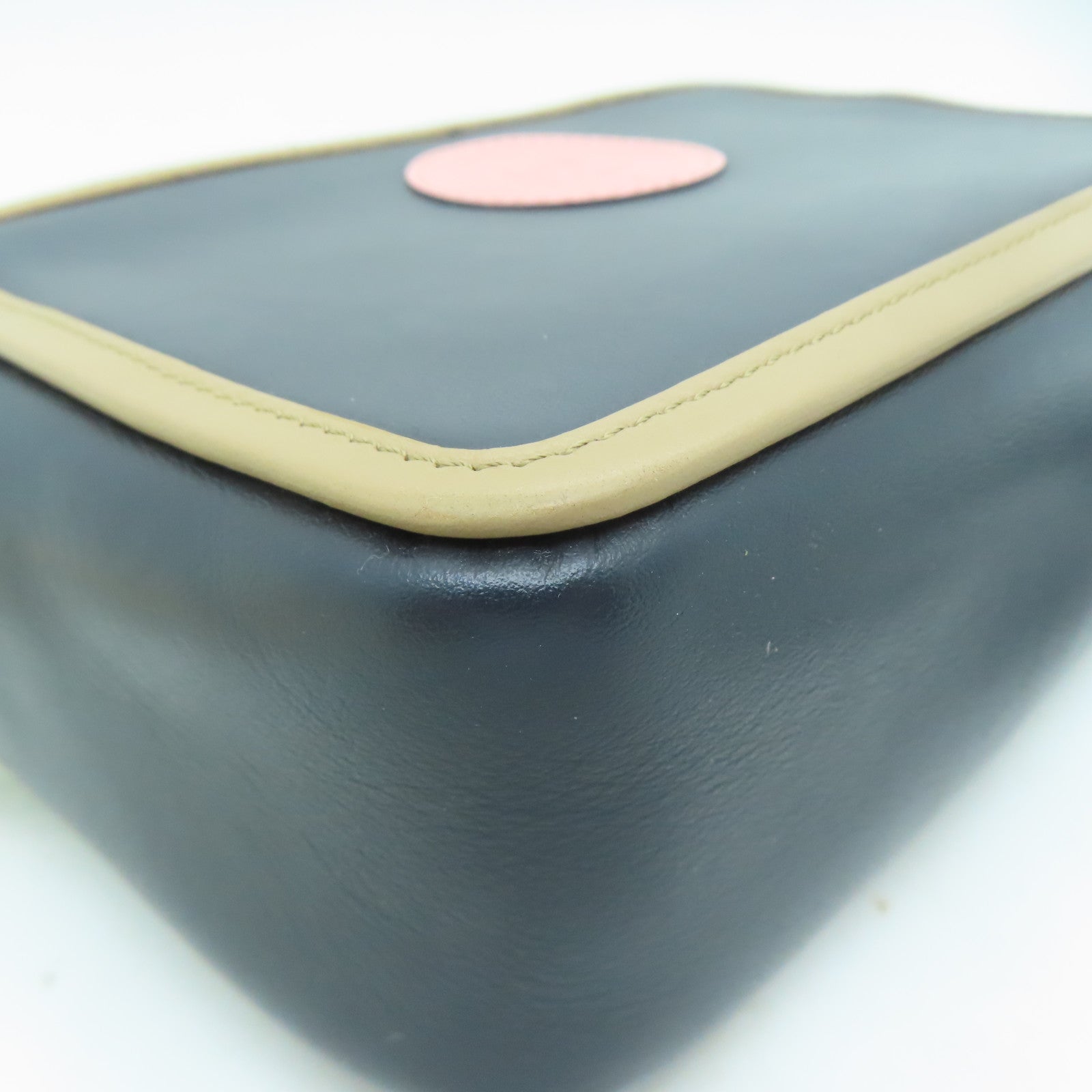 FENDI 牛皮皮革Shoulder Bag金扣肩背袋黑色/啡色