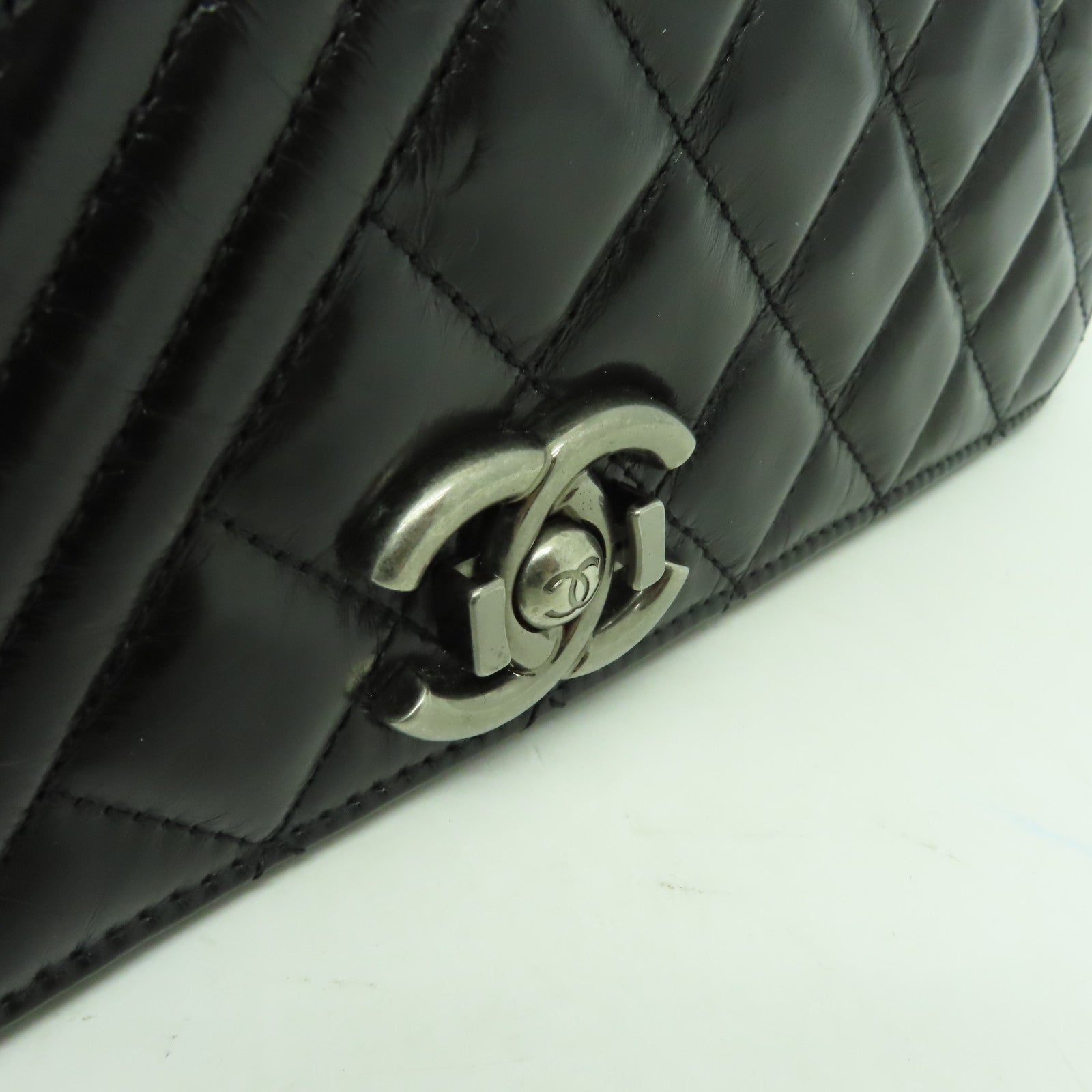 CHANEL 牛皮皮革Chain Shoulder銀扣肩背袋黑色