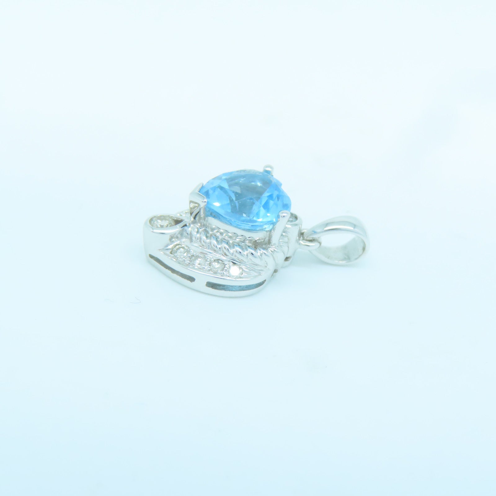 JEWELRY 18K白金Topaz Pendant 0.051ct钻石/3.08ct托帕石吊坠蓝色