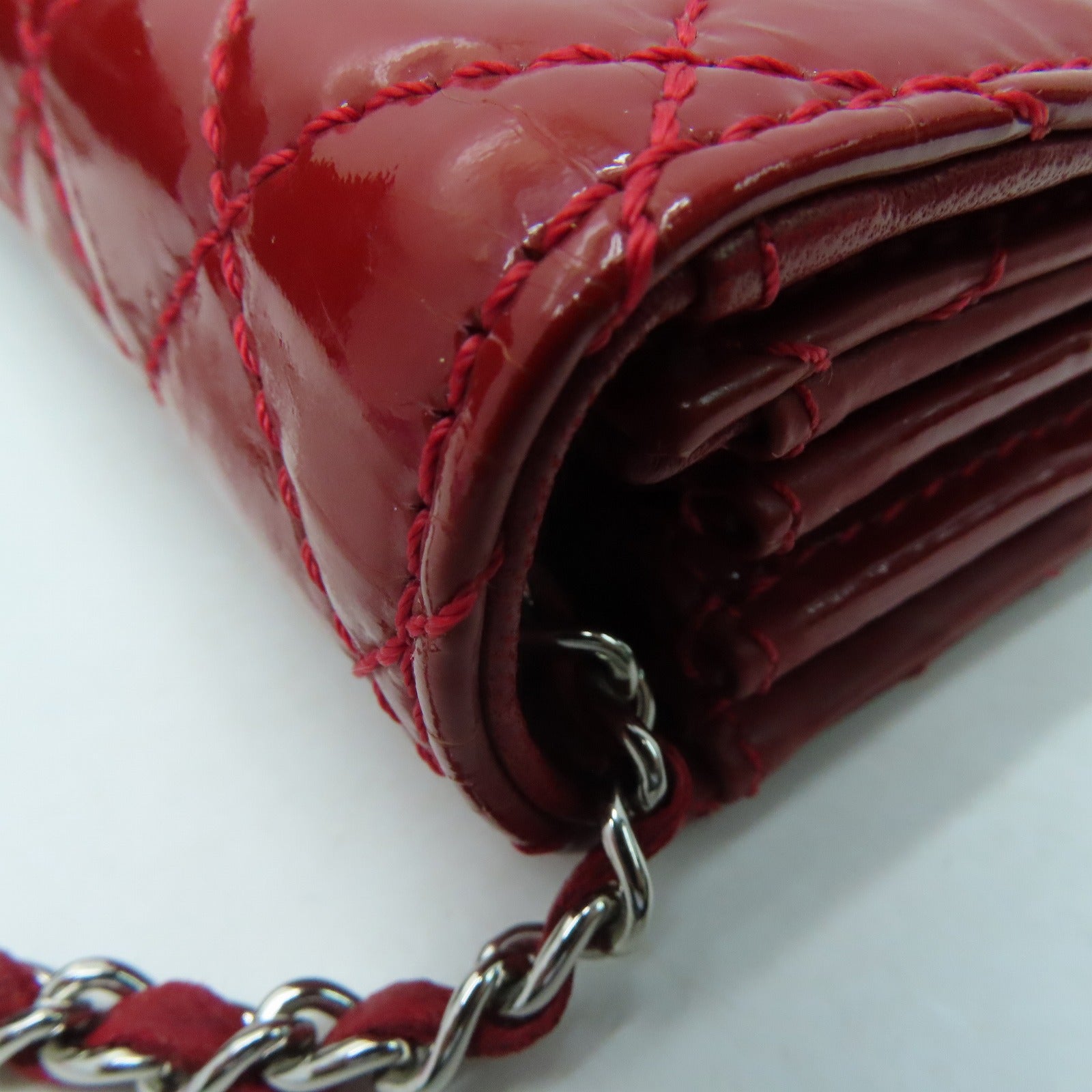 CHANEL 菱格漆皮皮革Chain Shoulder Bag银扣肩背袋红色