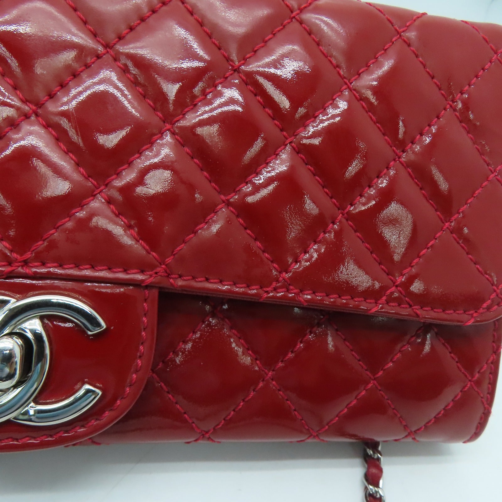 CHANEL 菱格漆皮皮革Chain Shoulder Bag银扣肩背袋红色