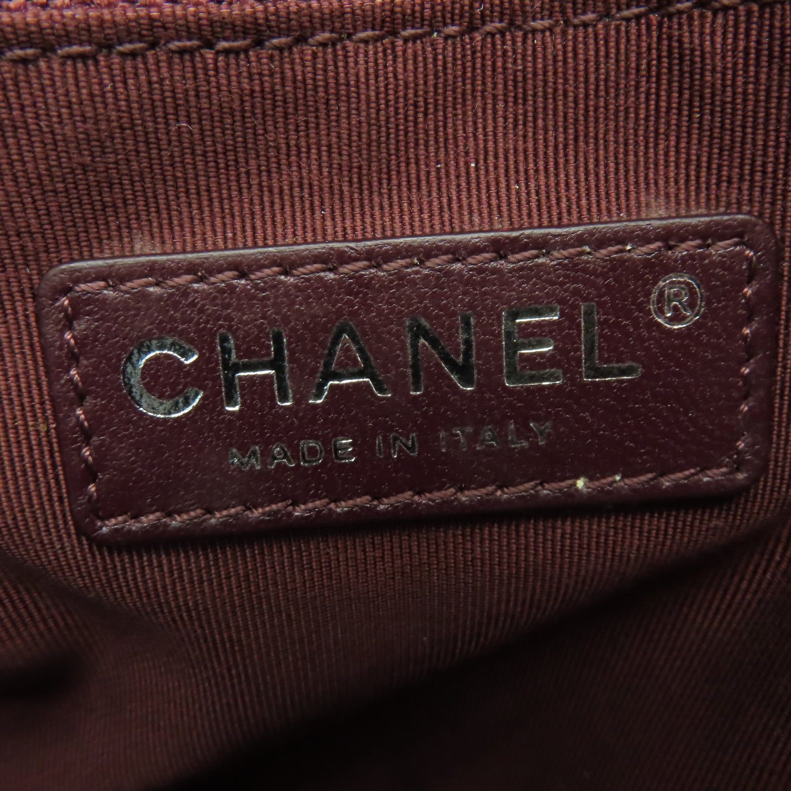 CHANEL 牛皮皮革Chain Shoulder銀扣肩背袋黑色