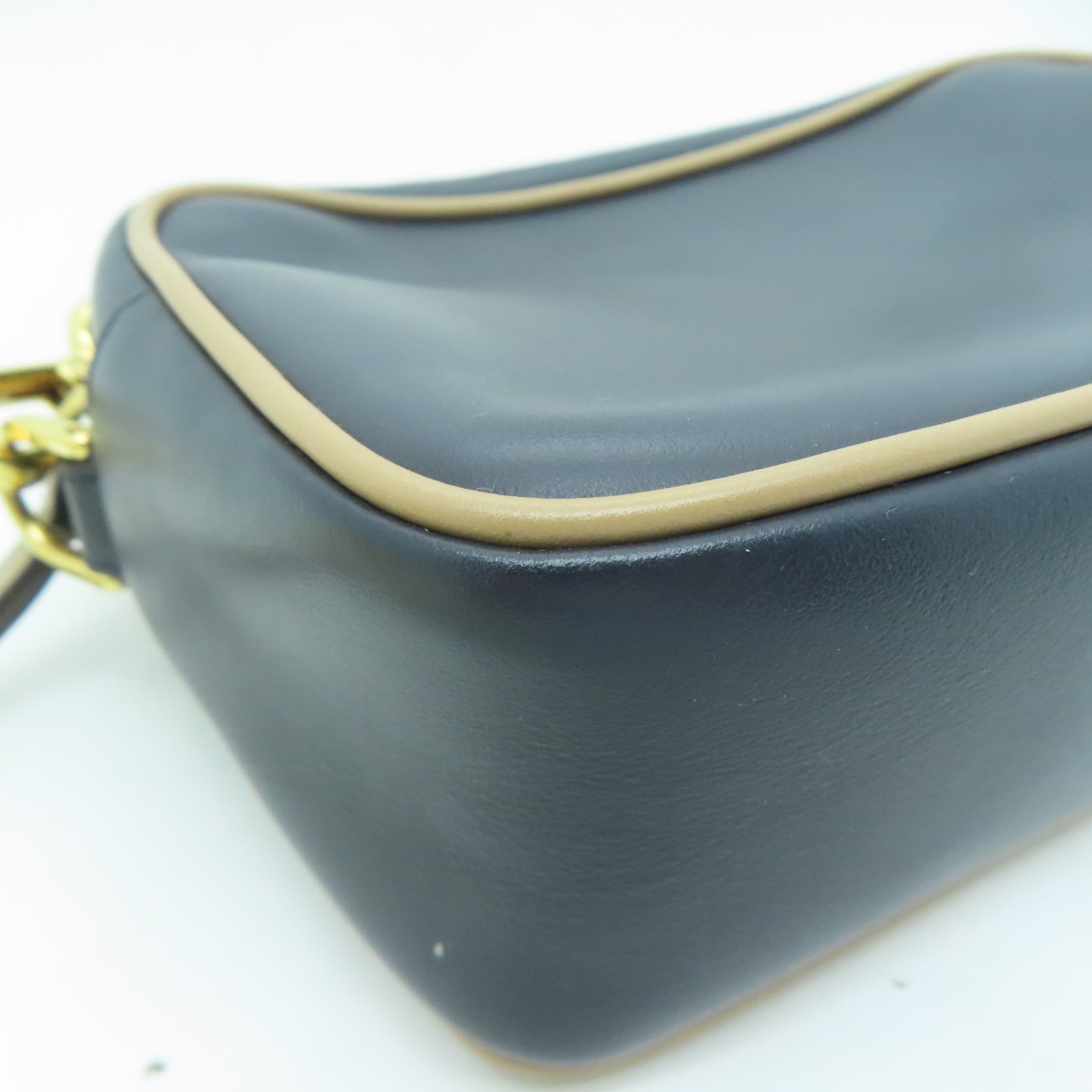 FENDI 牛皮皮革Shoulder Bag金扣肩背袋黑色/啡色