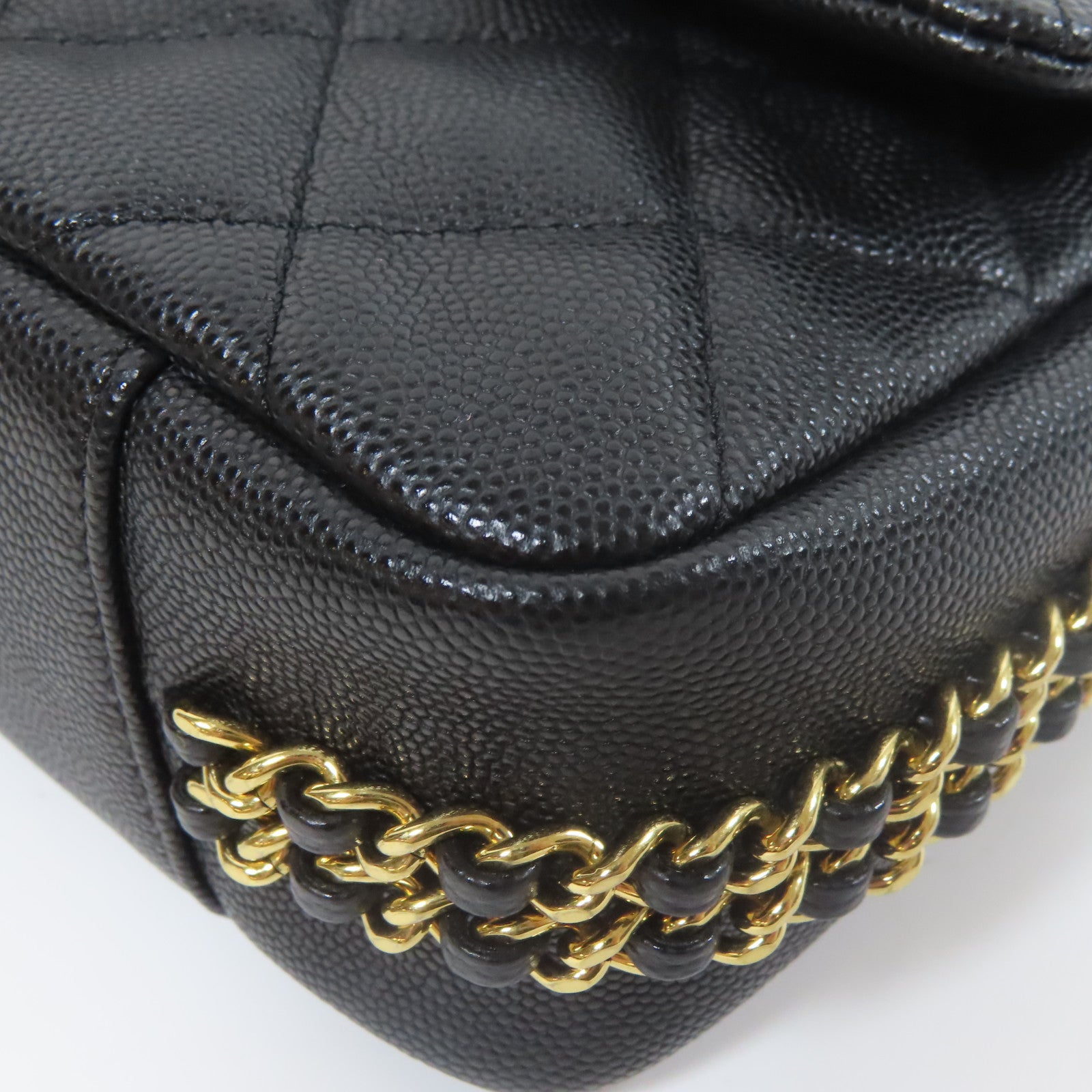 CHANEL 菱格牛皮皮革Chain Shoulder金扣鏈帶肩背袋黑色