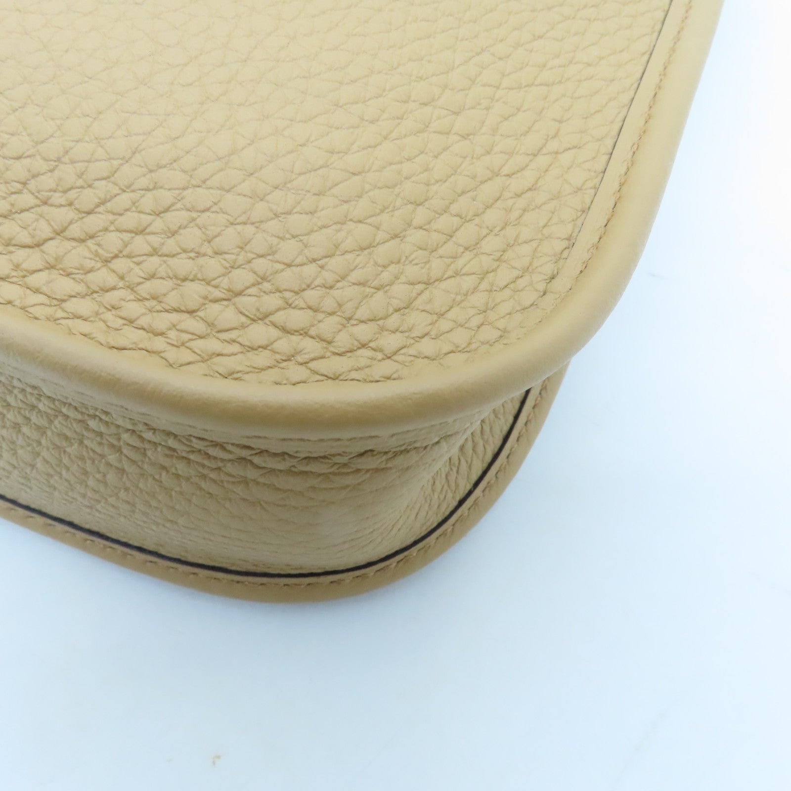 HERMES Clemence皮革Evelyne TPM金扣肩背袋杏色
