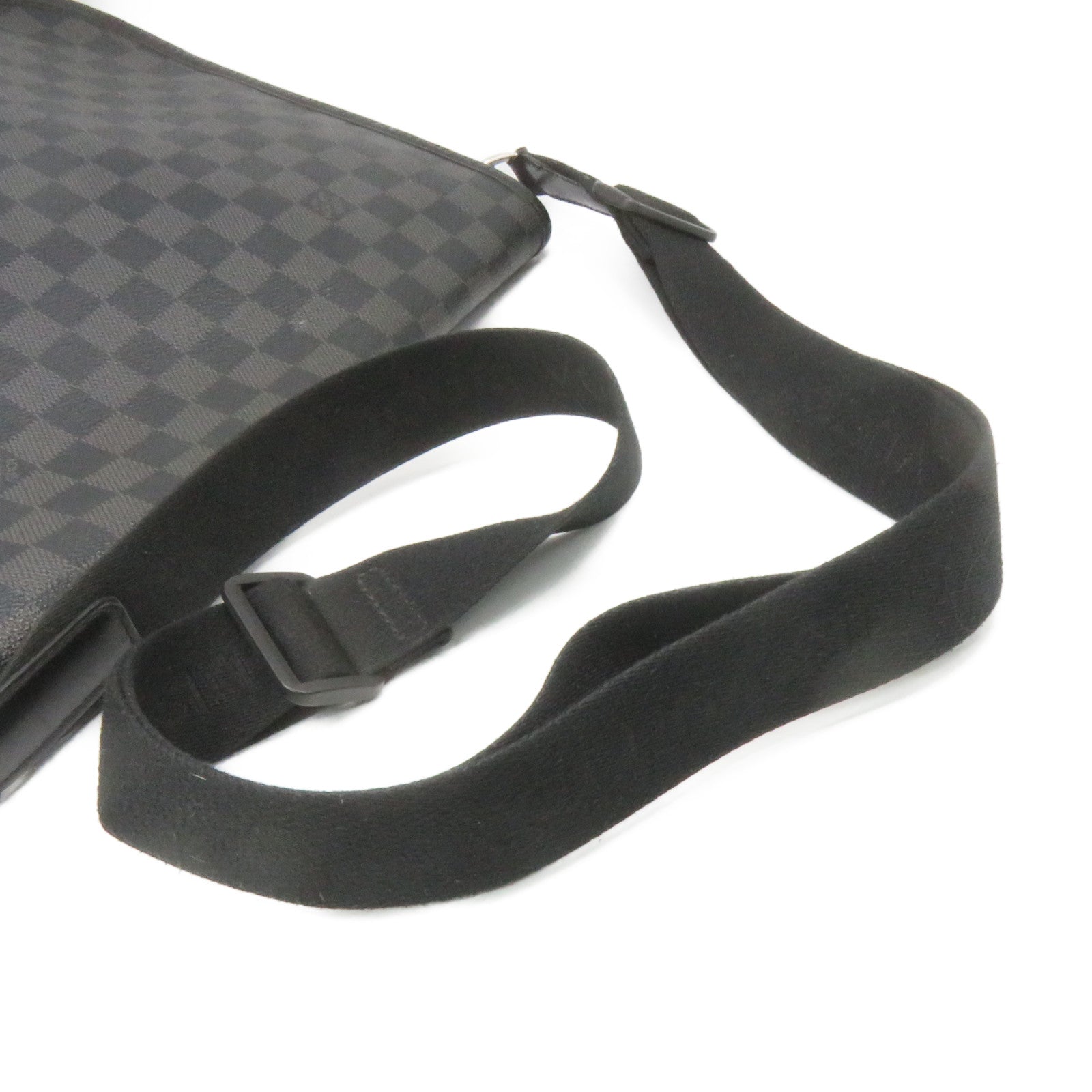 LOUIS VUITTON Damier Graphite Daniel MM Shoulder Bag肩背袋黑色