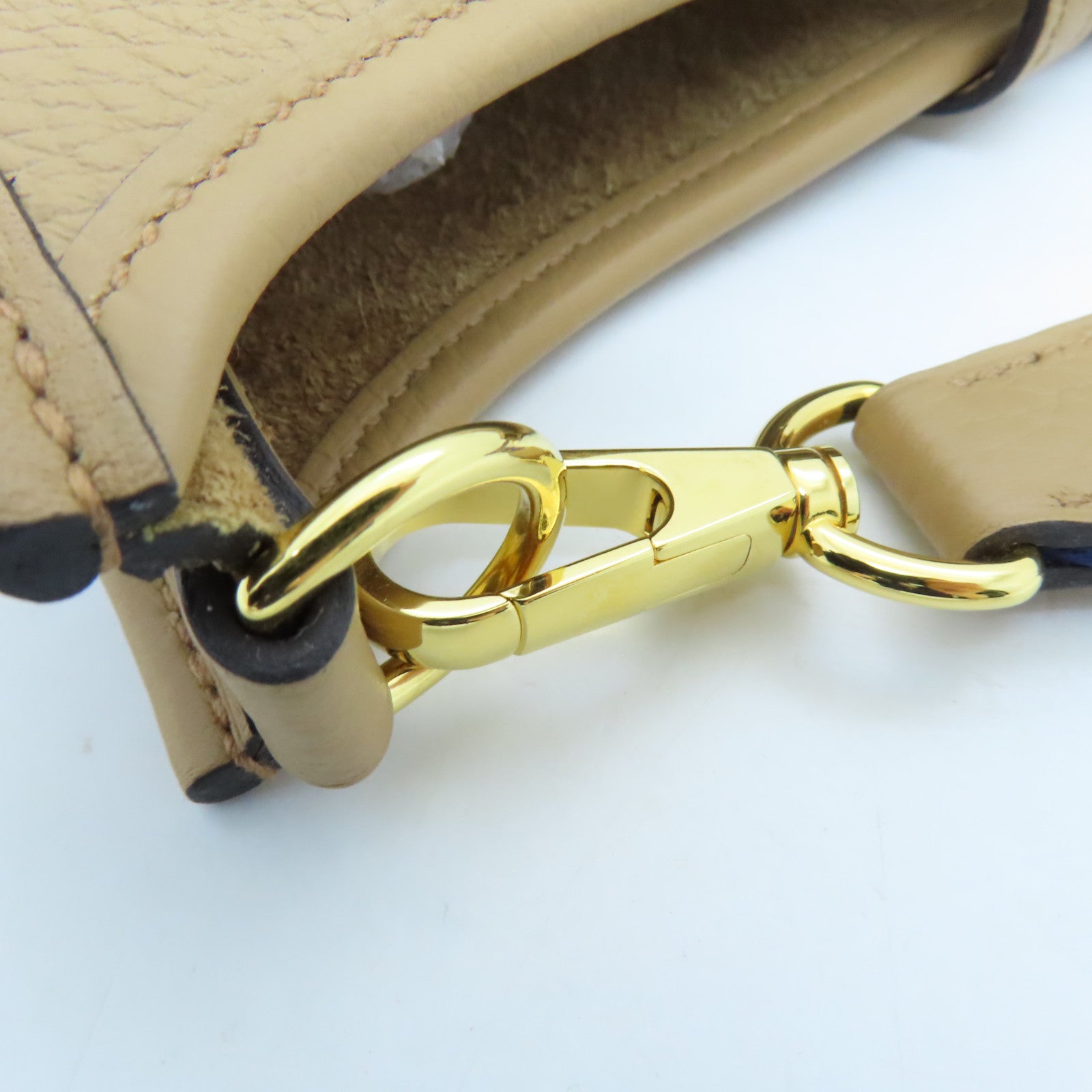 HERMES Clemence皮革Evelyne TPM金扣肩背袋杏色