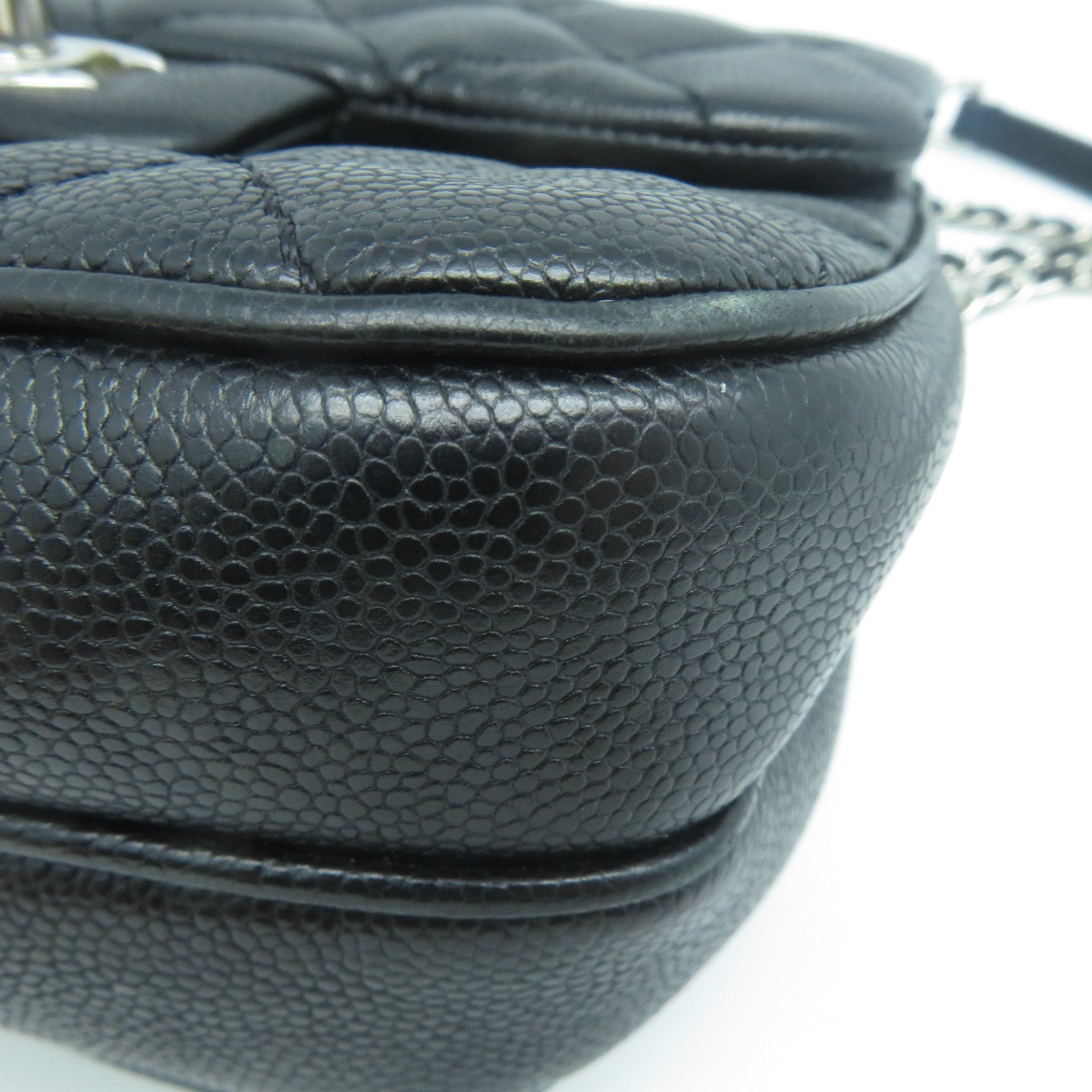 CHANEL 菱格Caviar皮革Chain Shoulder銀扣鏈帶肩背袋黑色
