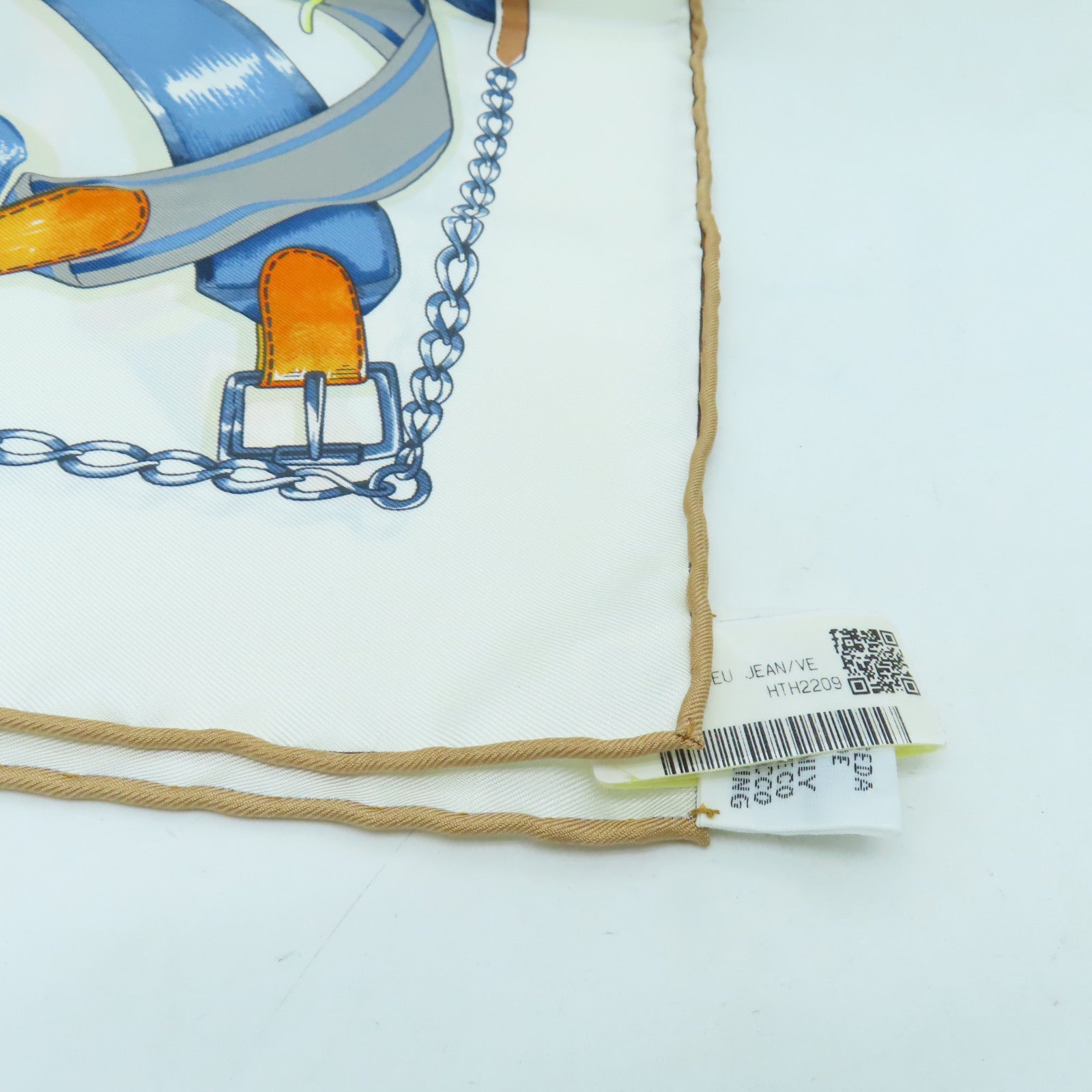 HERMES Silk Scarf White/Color