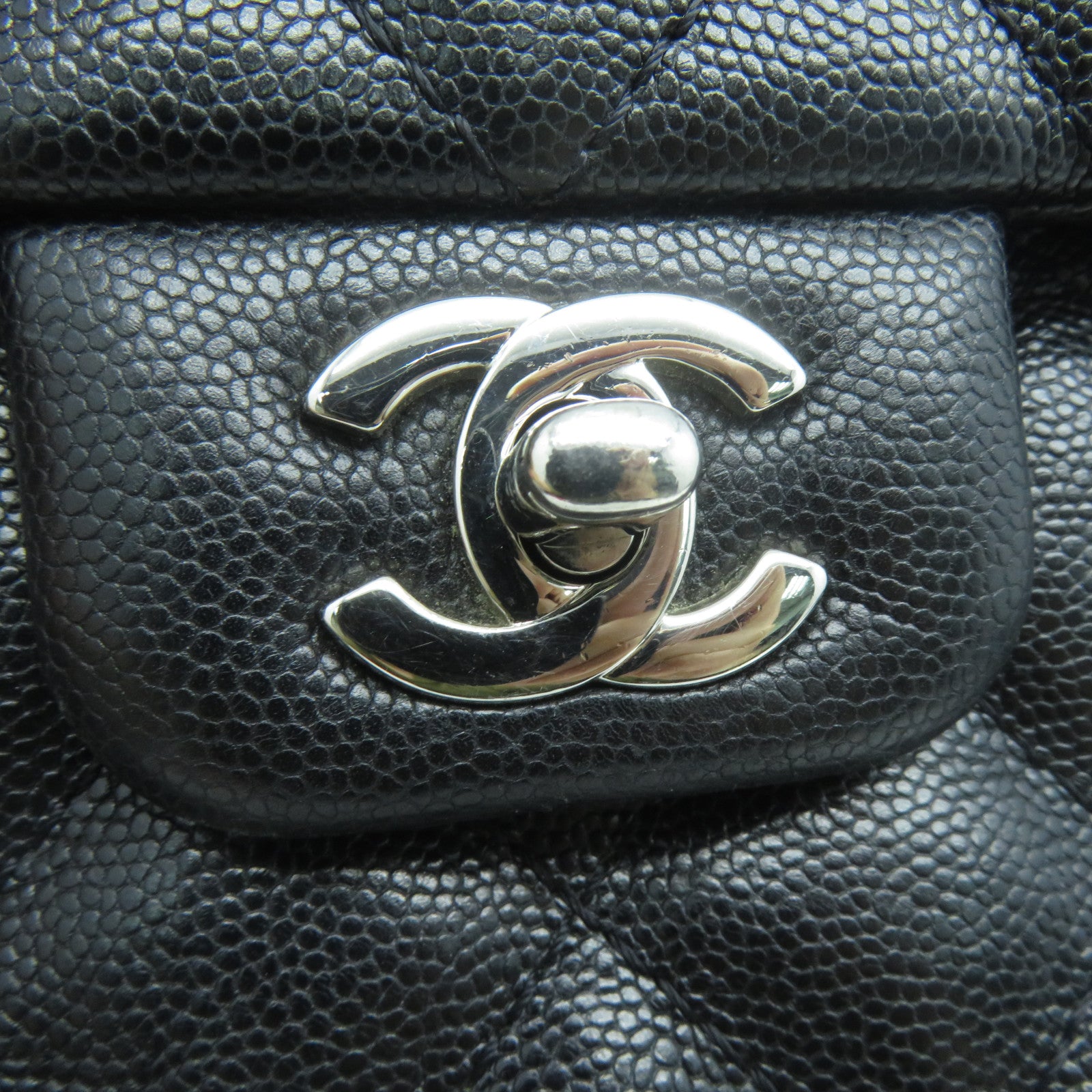 CHANEL 菱格Caviar皮革Chain Shoulder銀扣鏈帶肩背袋黑色