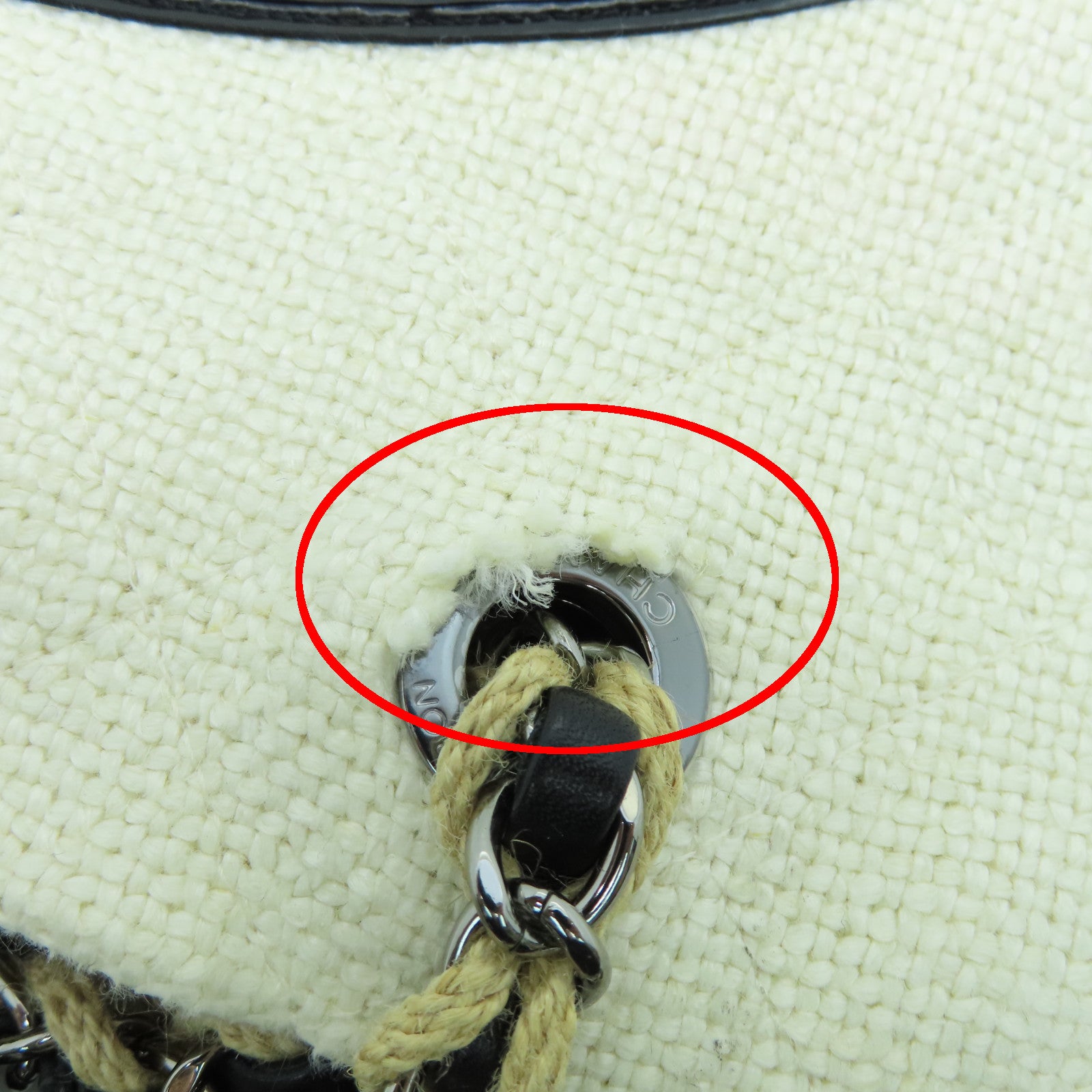 CHANEL 帆布Shoulder Bag银扣链带肩背袋白色