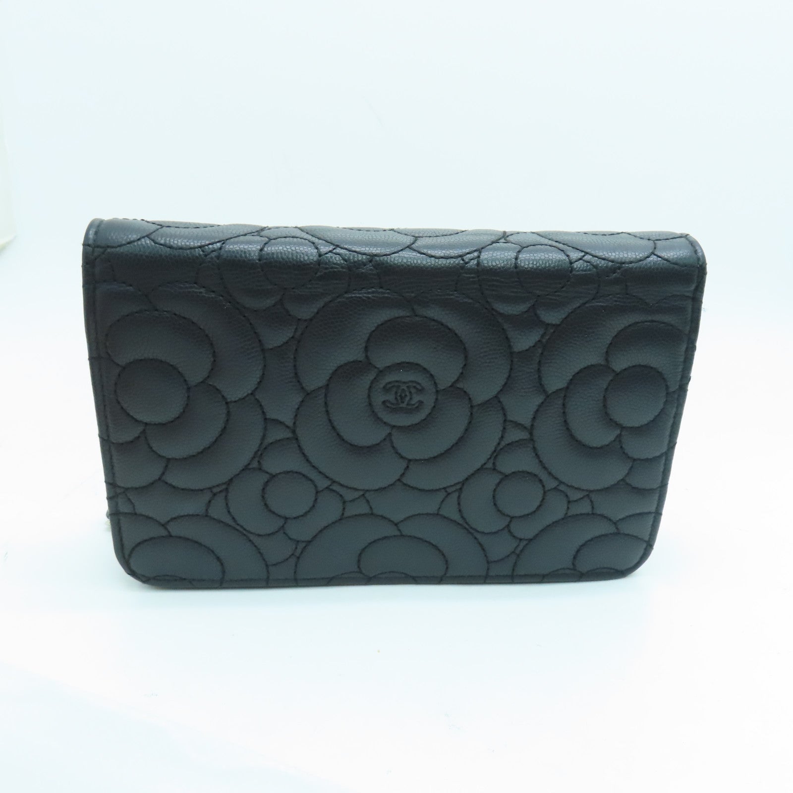 CHANEL Caviar皮革Wallet On Chain链带肩背袋银扣黑色