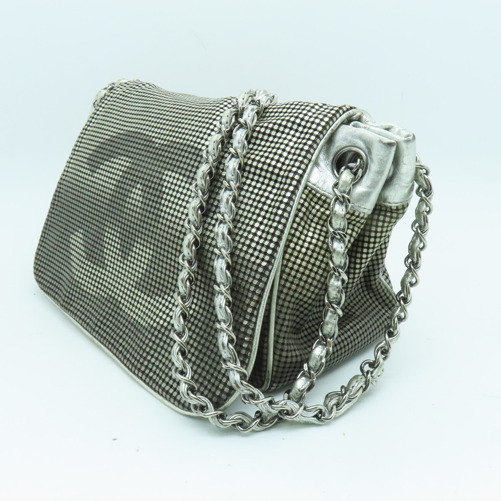 CHANEL 網紋皮革Chain Shoulder銀扣鏈帶肩背袋銀色