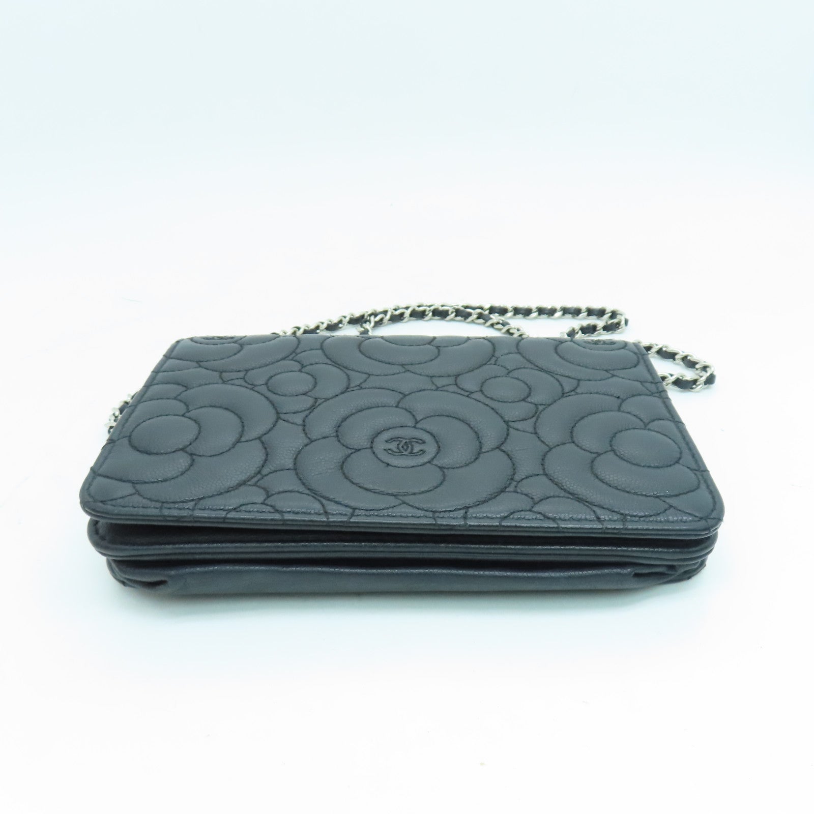 CHANEL Caviar皮革Wallet On Chain链带肩背袋银扣黑色