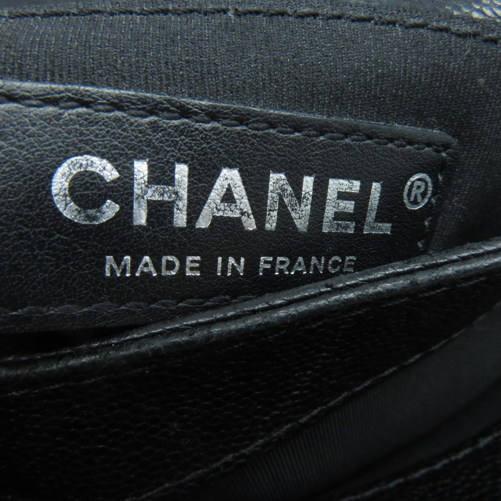 CHANEL 菱格Caviar皮革Chain Shoulder銀扣鏈帶肩背袋黑色