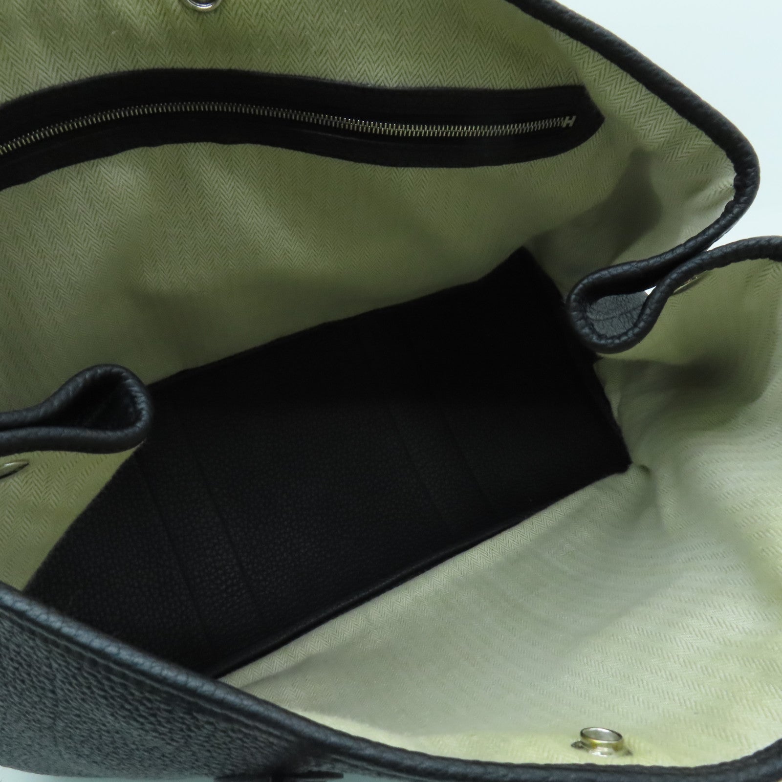 HERMES Negonda Leather GardenParty PM Silver Buckle Handle Bag Black