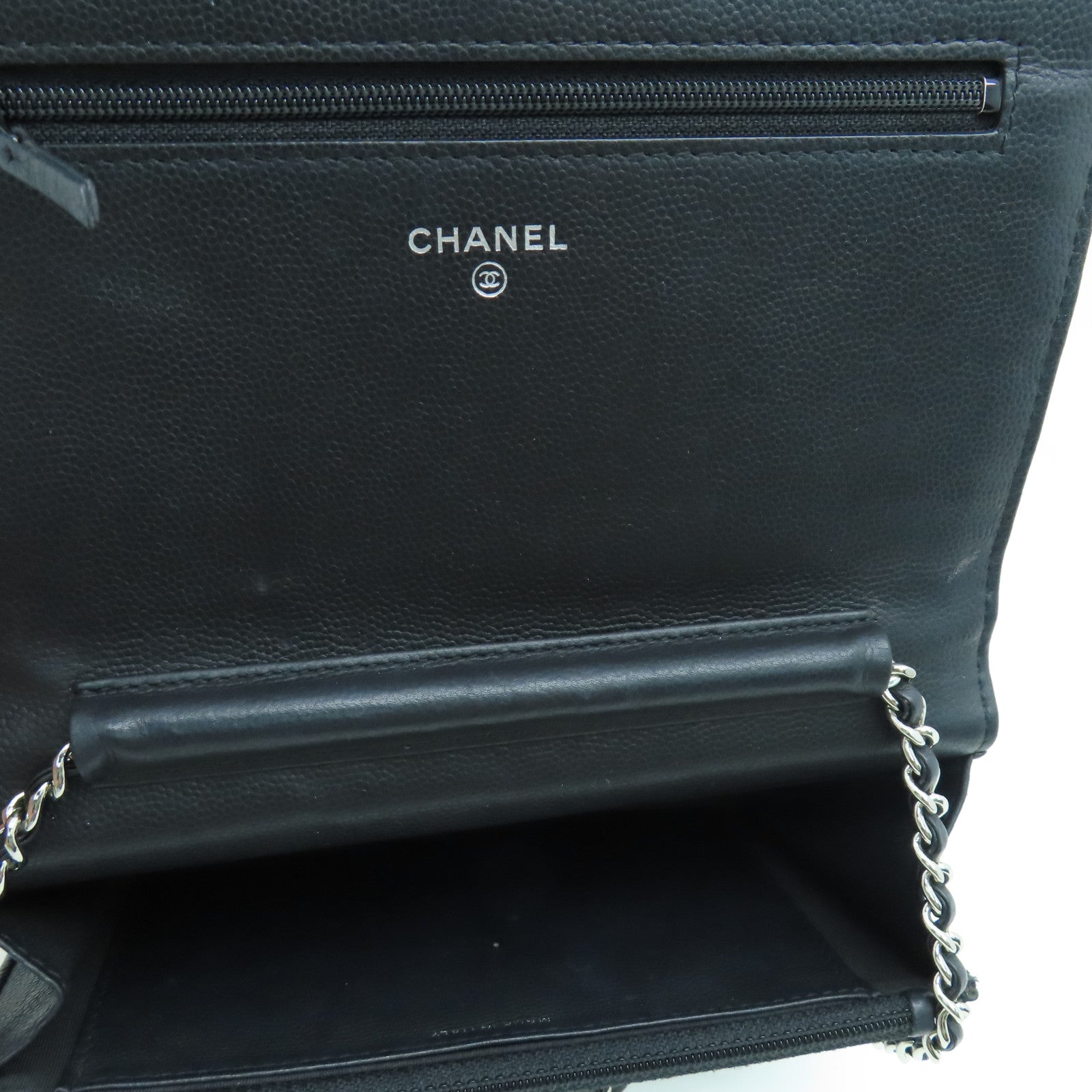 CHANEL Caviar皮革Wallet On Chain链带肩背袋银扣黑色