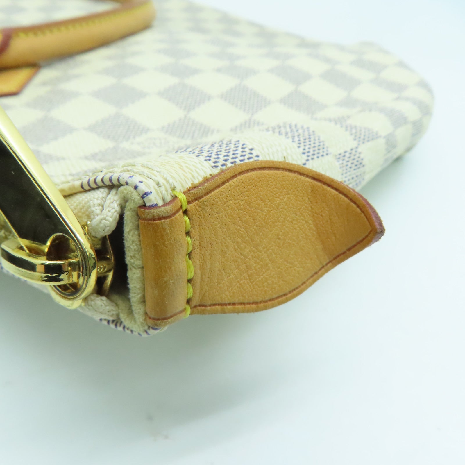 LOUIS VUITTON Damier Azur Saleya MM金扣手挽袋米色