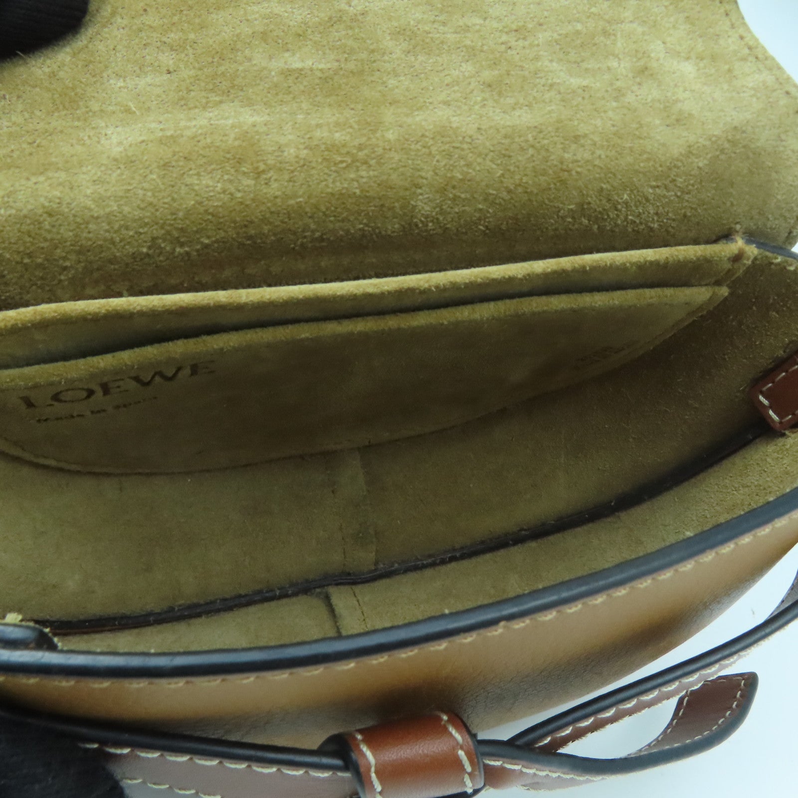 LOEWE 牛皮皮革Small Gate金扣肩背袋啡色