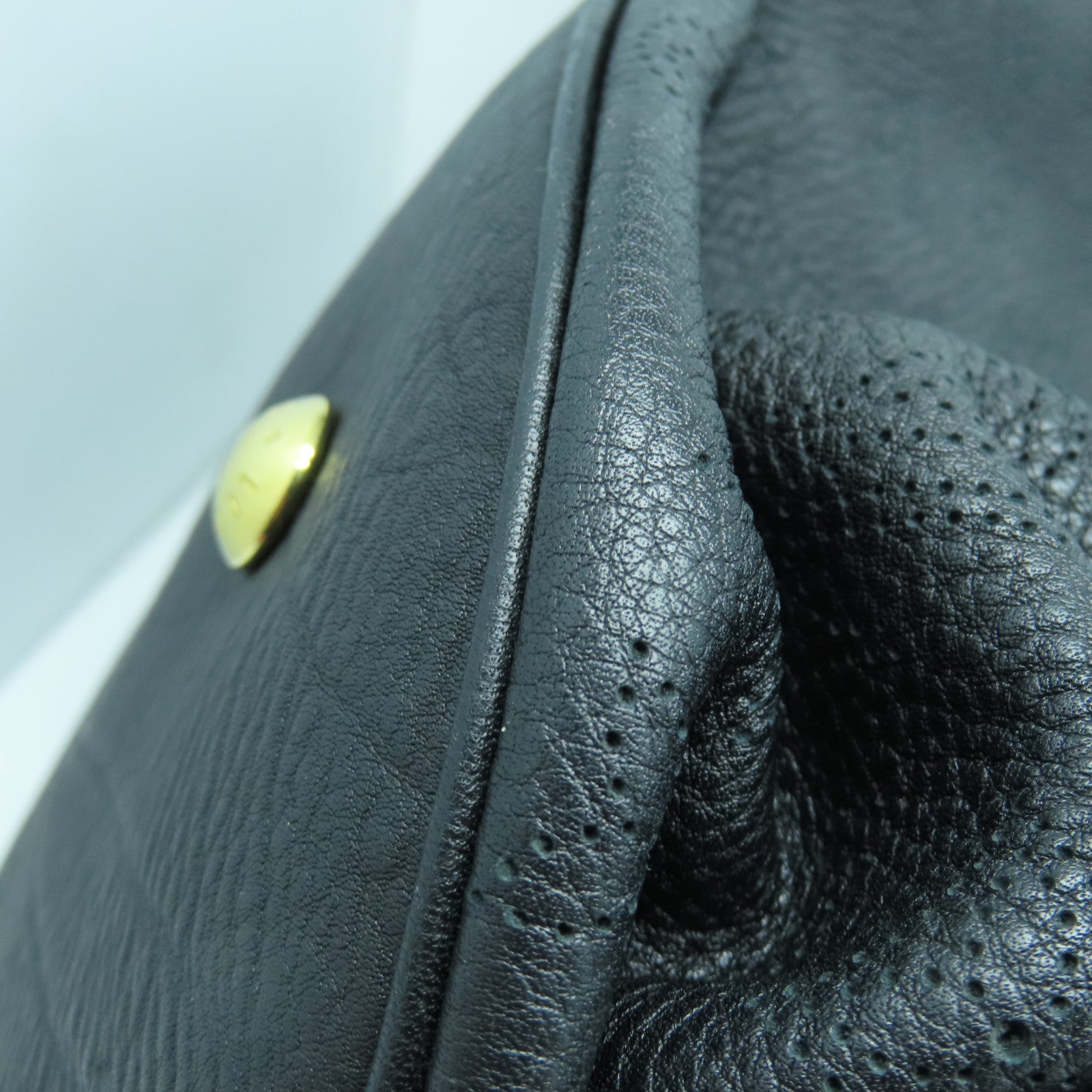 LOUIS VUITTON Mahina Mahina XL金扣肩背袋黑色
