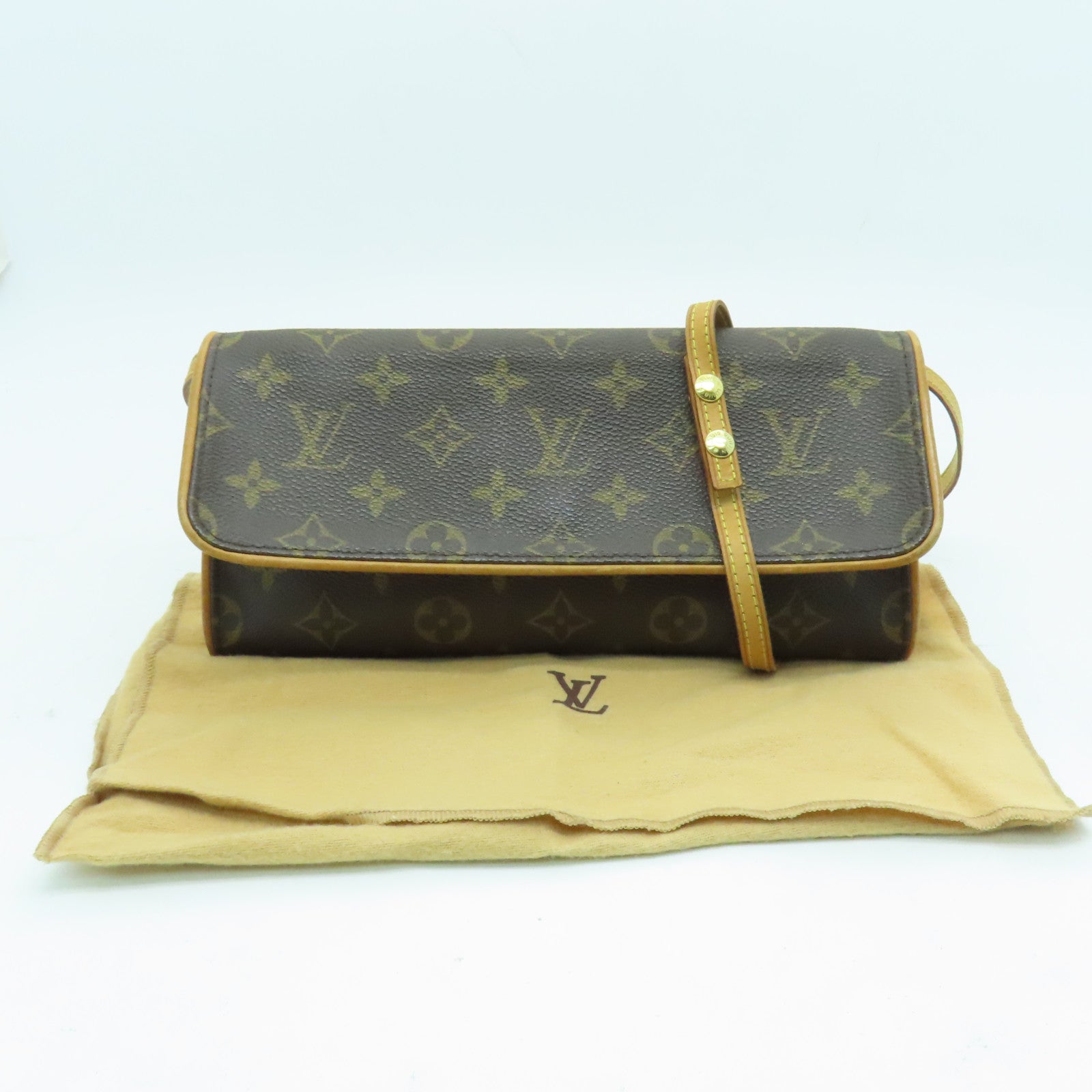 LOUIS VUITTON Monogram Pochette Twin GM Shoulder Bag金扣肩背袋啡色