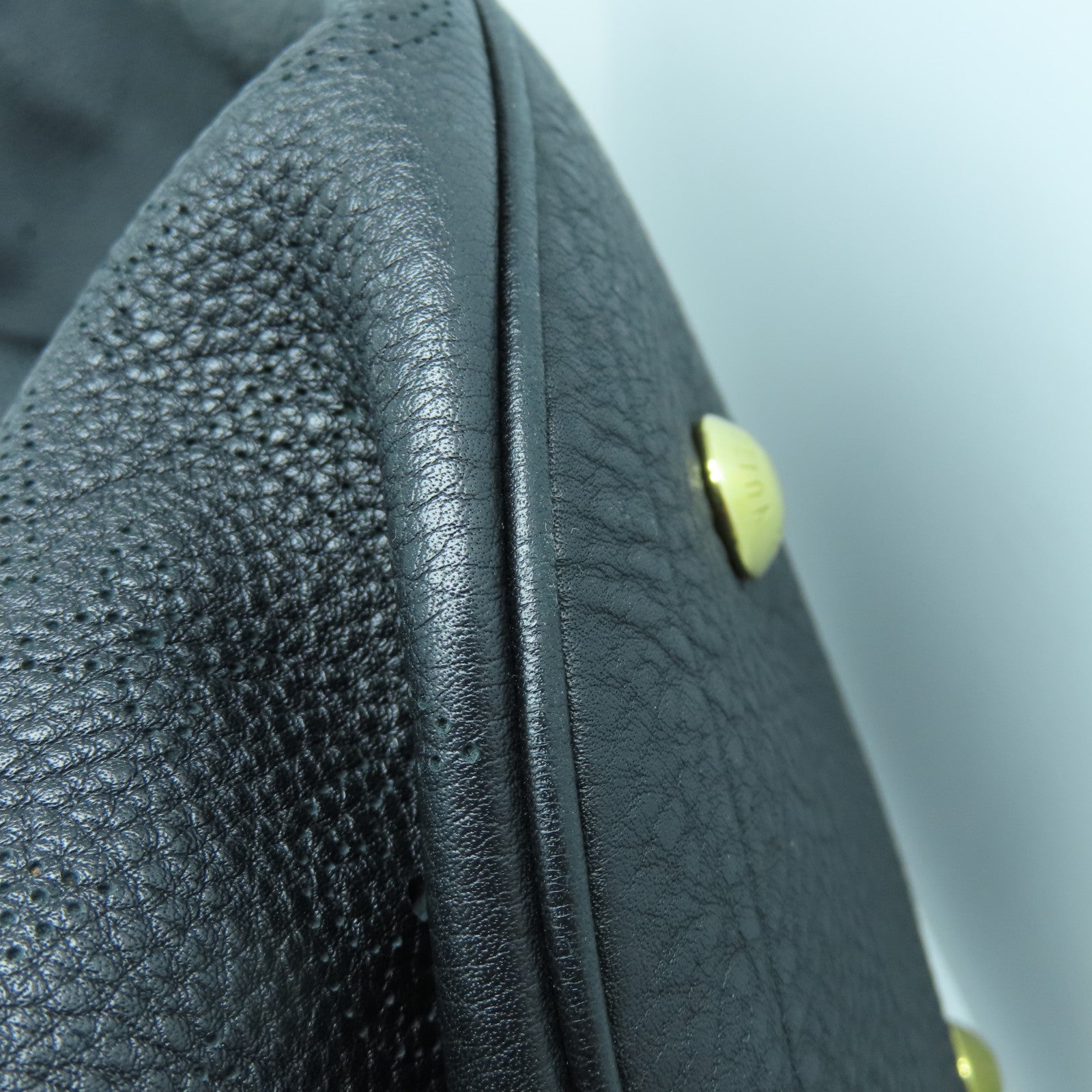 LOUIS VUITTON Mahina Mahina XL金扣肩背袋黑色