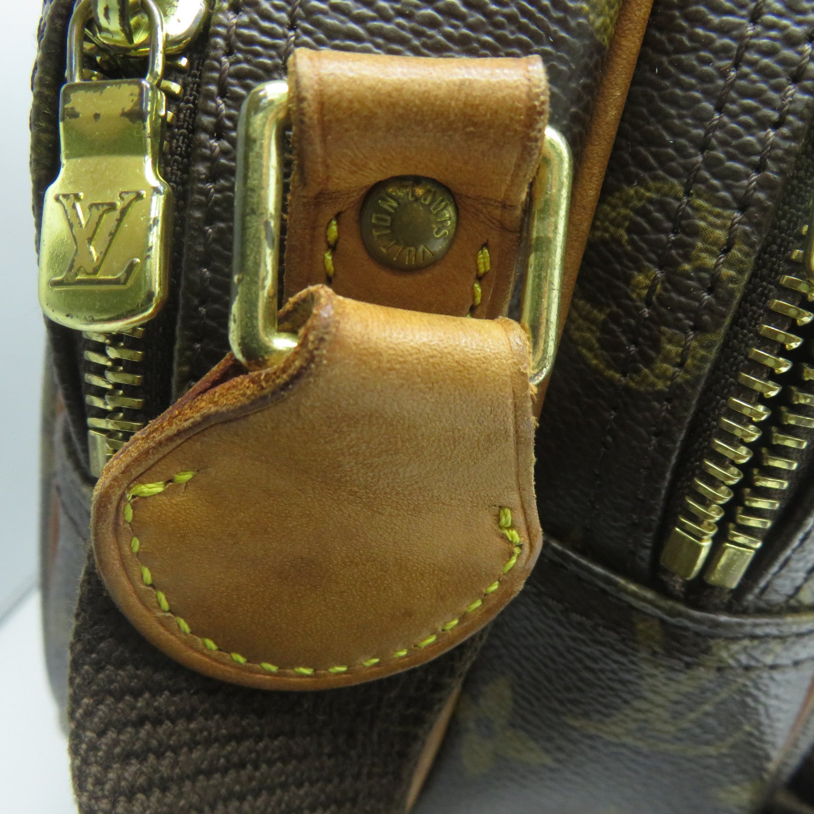 LOUIS VUITTON Monogram Reporter金扣肩背袋啡色