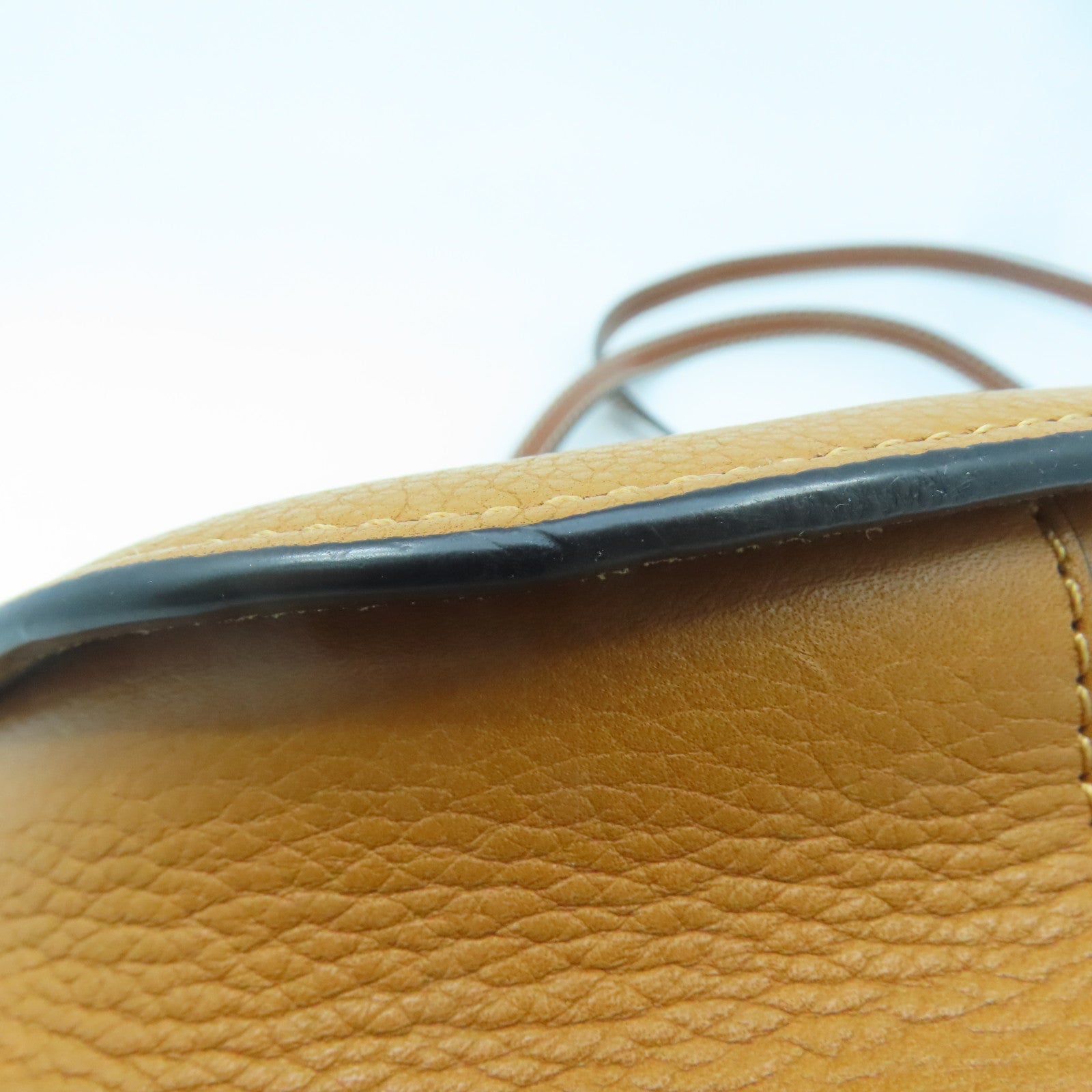 LOEWE 牛皮皮革Small Gate金扣肩背袋啡色