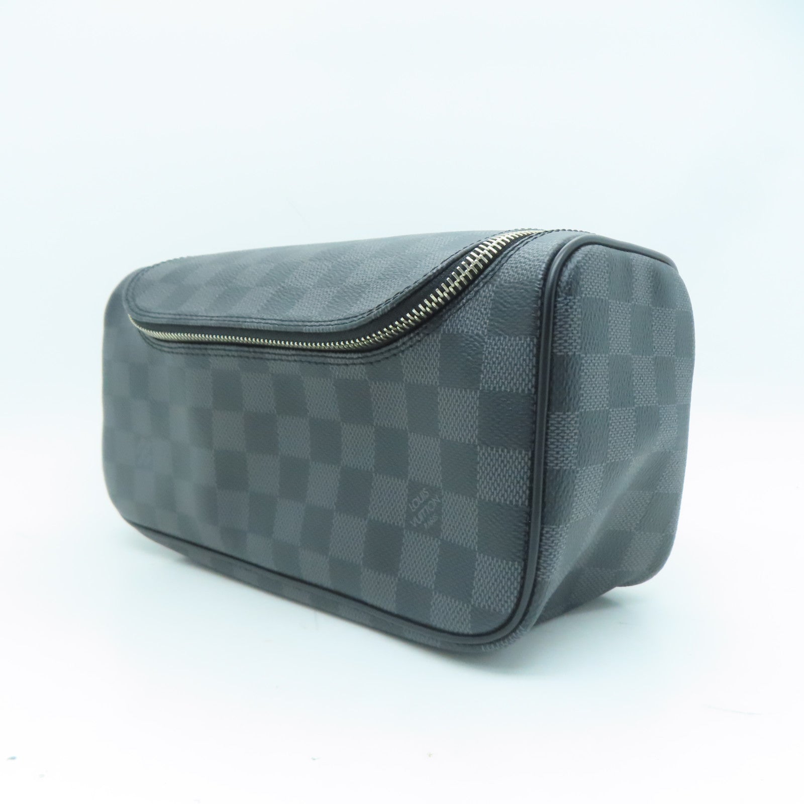 LOUIS VUITTON Damier Graphite Toiletry Pouch手拿包黑色