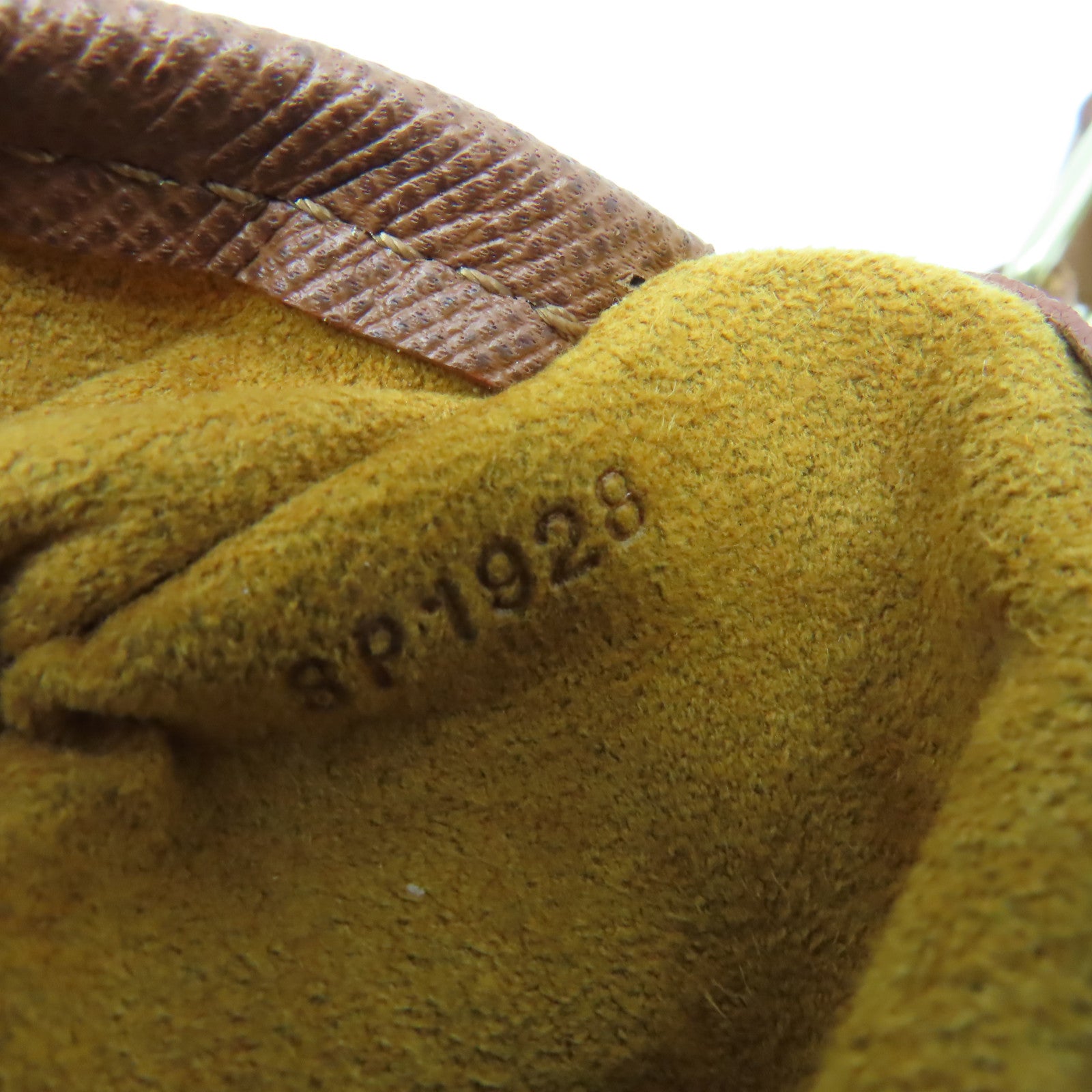 LOUIS VUITTON Monogram Musette Tango Shoulder Bag金扣肩背袋啡色