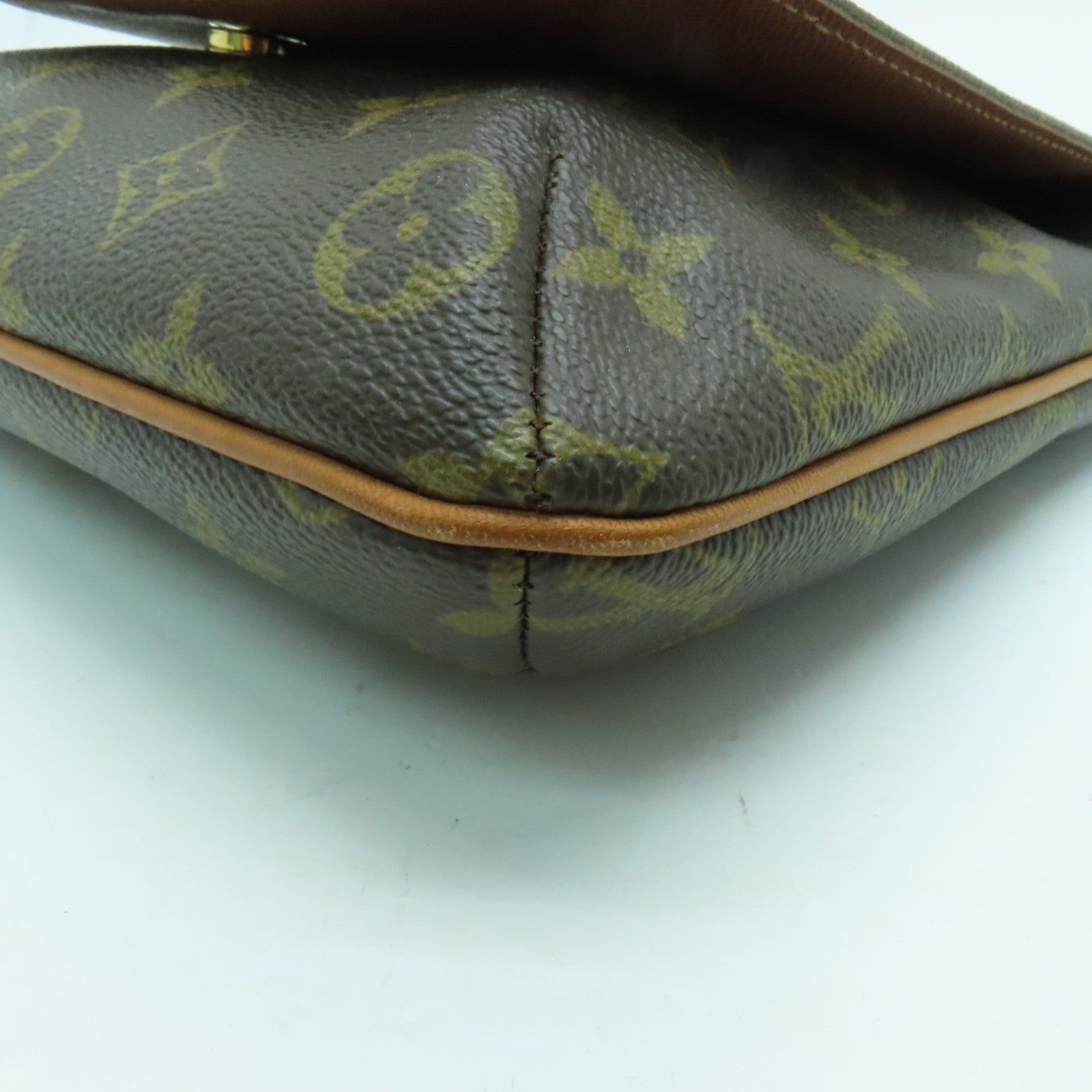 LOUIS VUITTON Monogram Musette Salsa Shoulder Bag