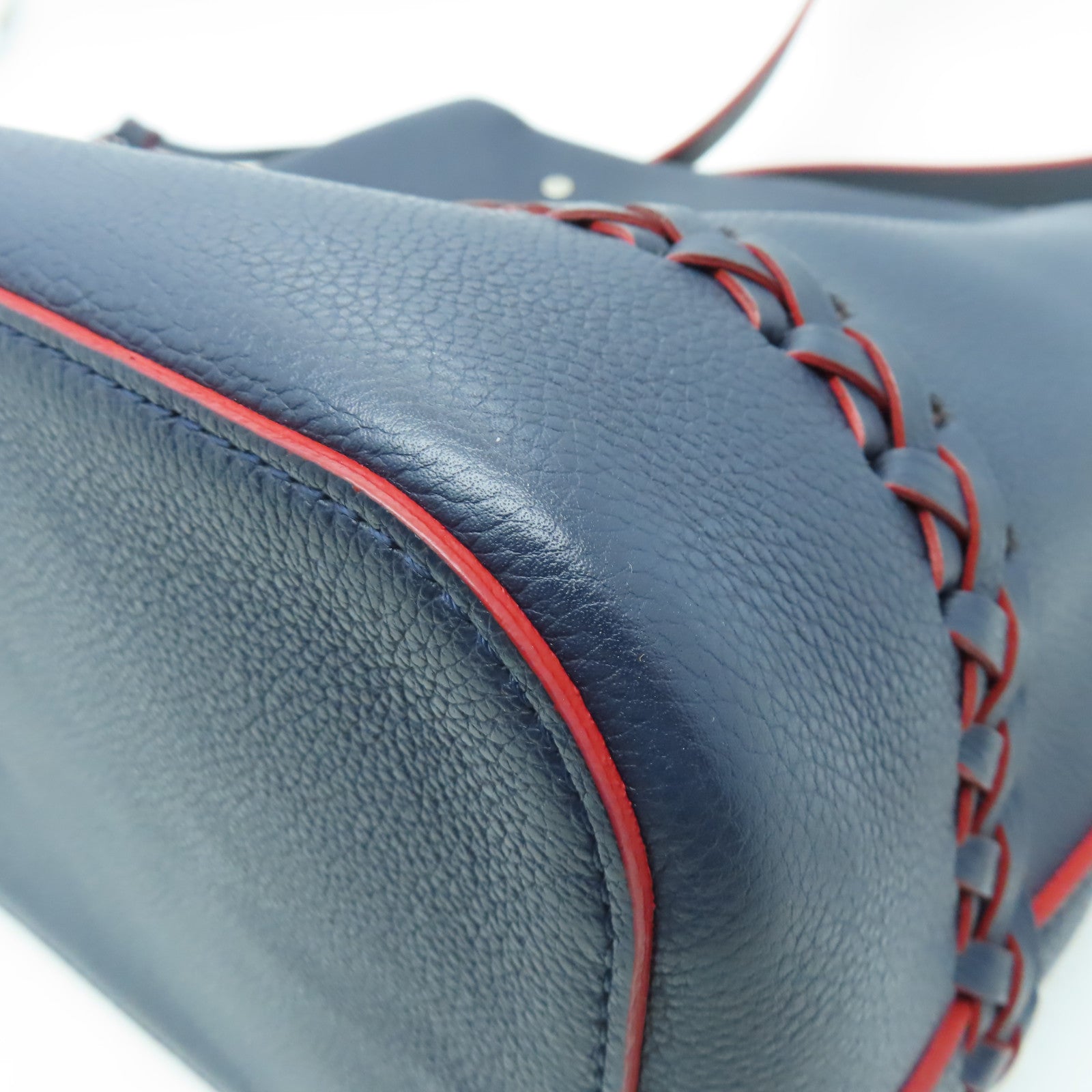 LOUIS VUITTON 牛皮皮革Lockme Bucket銀扣肩背袋深藍色