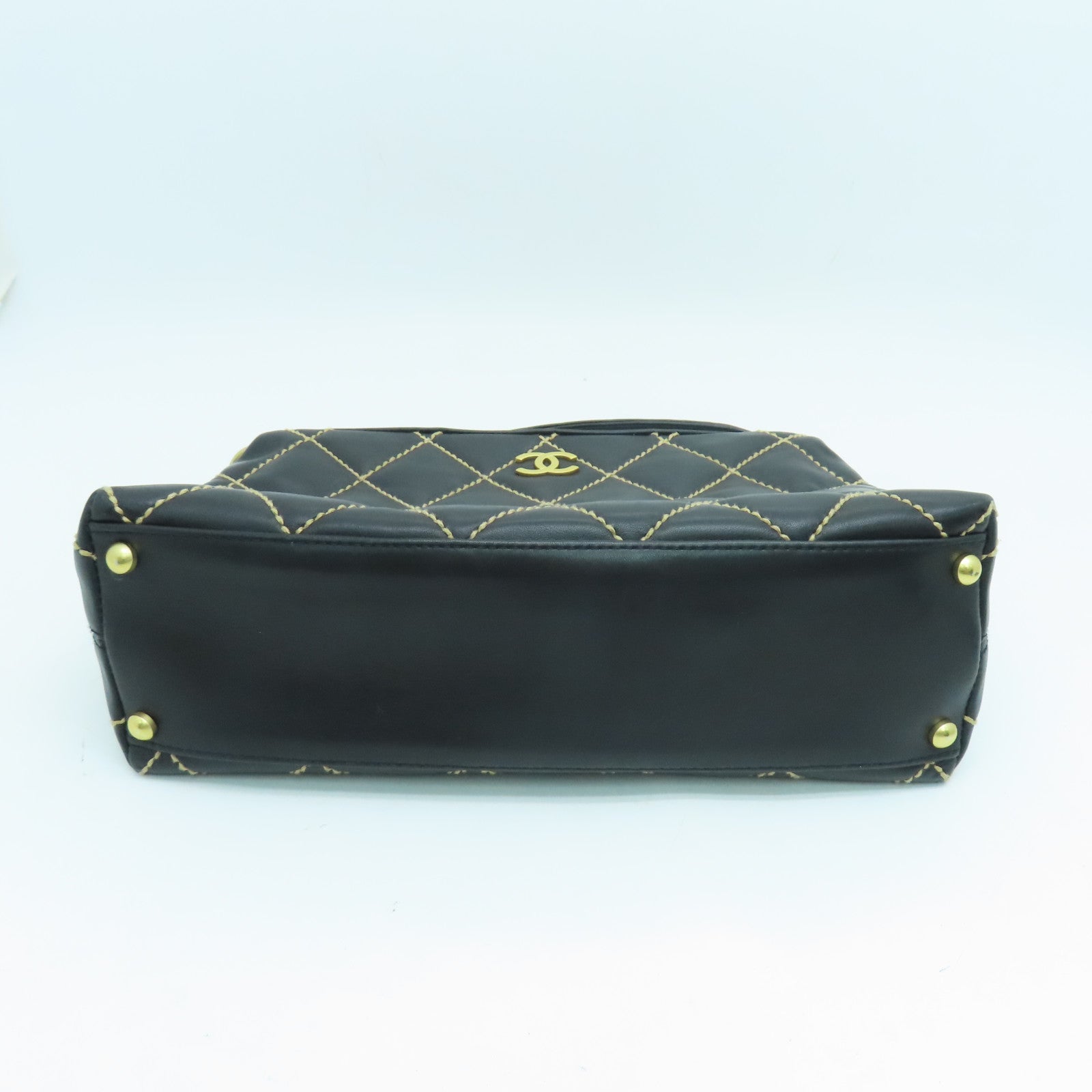 CHANEL 【激減優惠】菱格牛皮皮革Handbag金扣手挽袋黑色