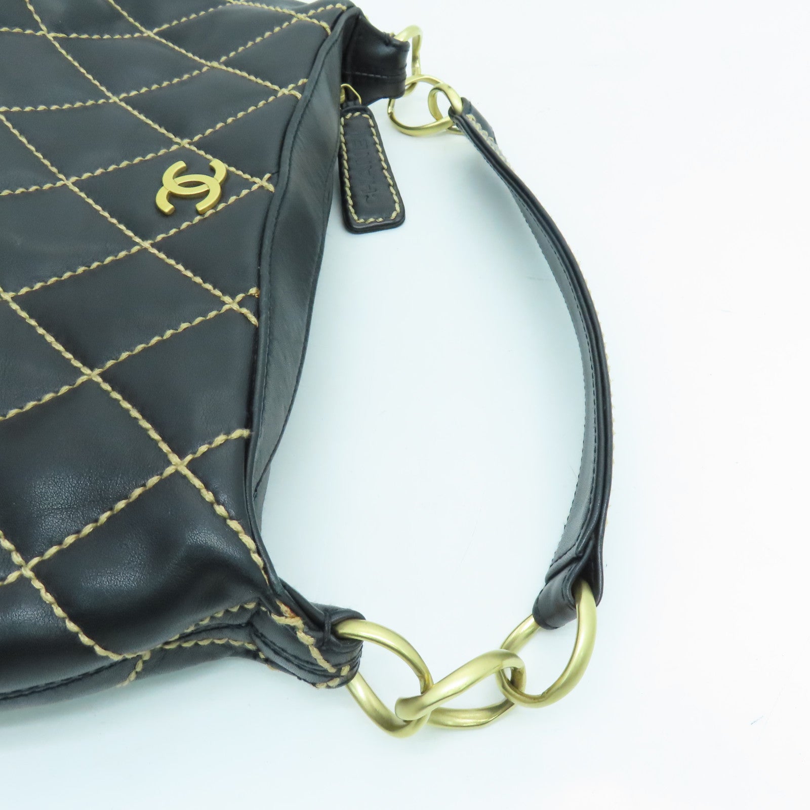 CHANEL 【激減優惠】菱格牛皮皮革Handbag金扣手挽袋黑色