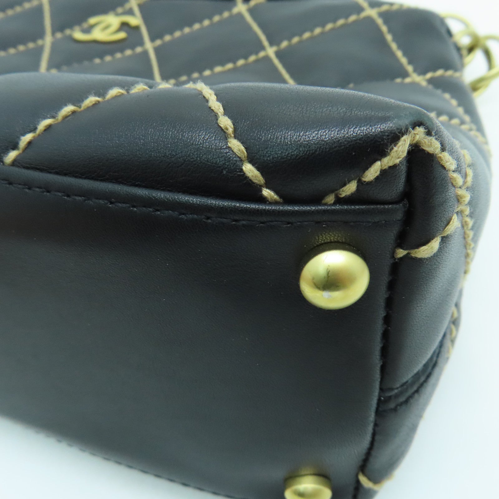 CHANEL 【激減優惠】菱格牛皮皮革Handbag金扣手挽袋黑色