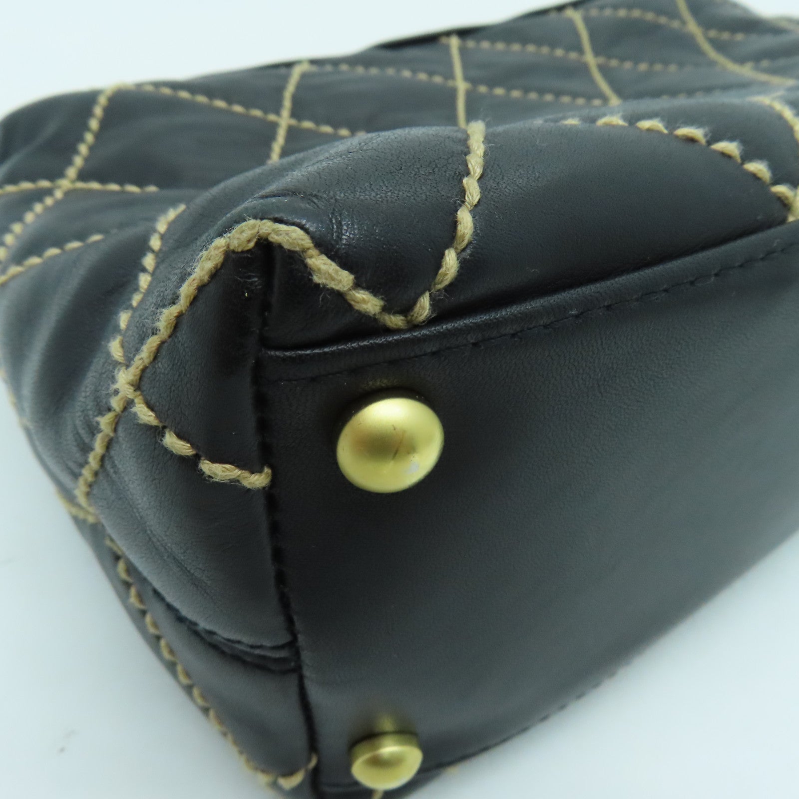 CHANEL 【激減優惠】菱格牛皮皮革Handbag金扣手挽袋黑色
