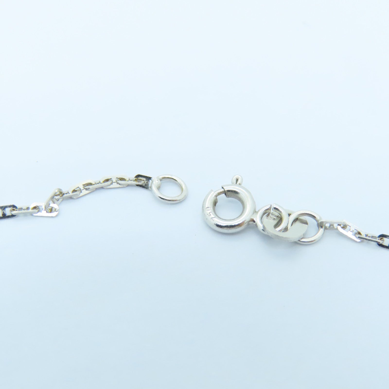 JEWELRY 18K White Gold Jade Necklace Green/Silver