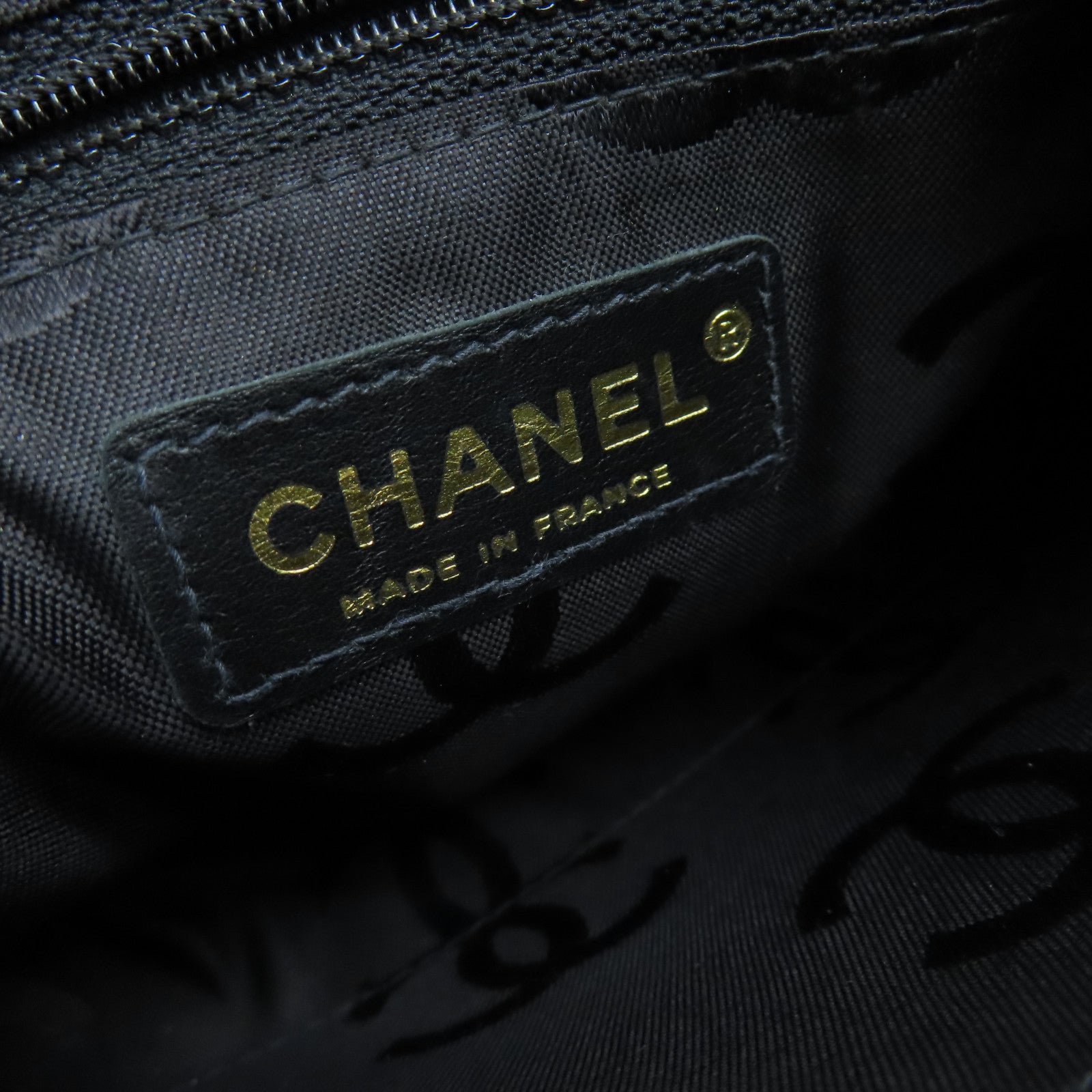CHANEL 【激減優惠】菱格牛皮皮革Handbag金扣手挽袋黑色