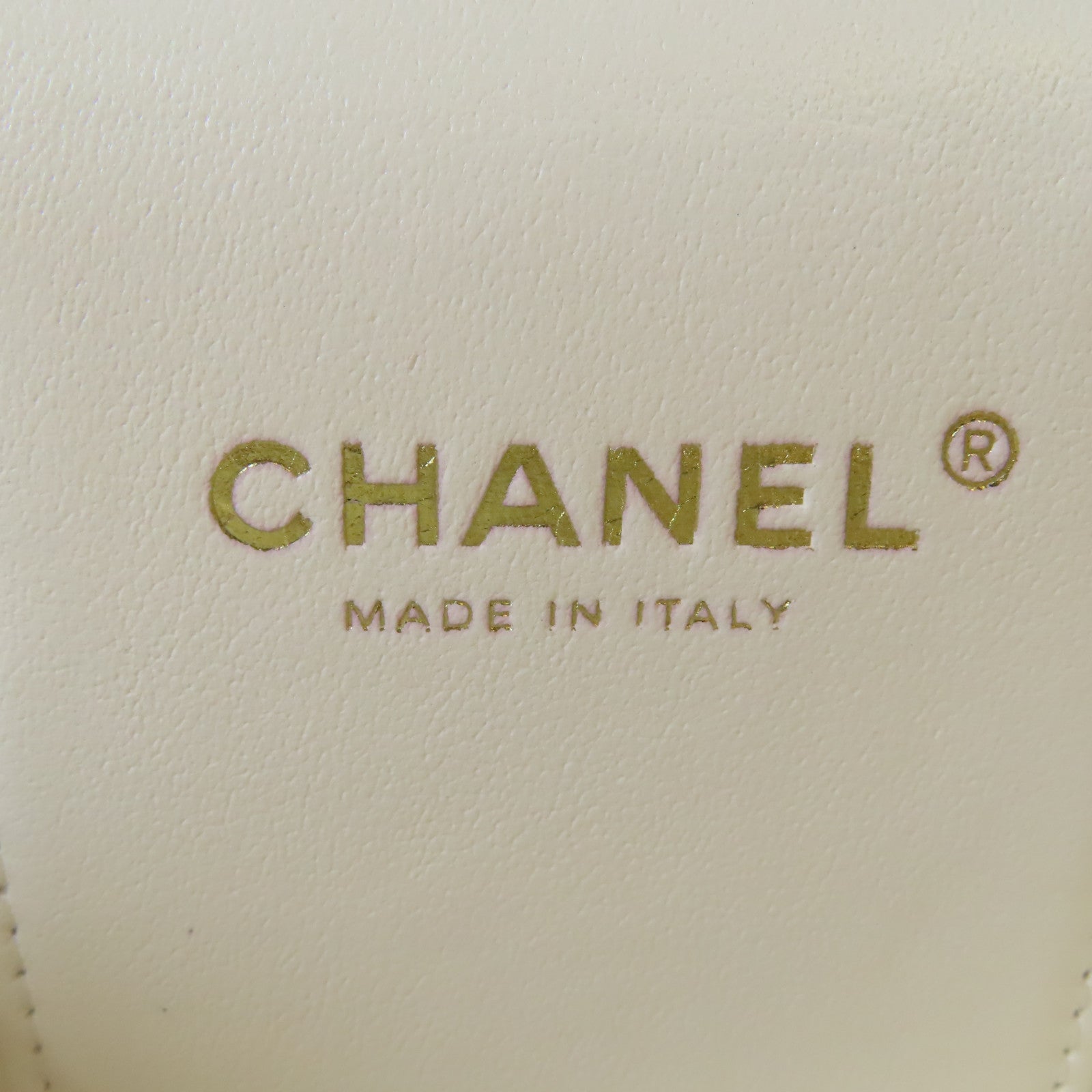 CHANEL 菱格Caviar皮革Vanity Case金扣手挽肩背兩用袋白色