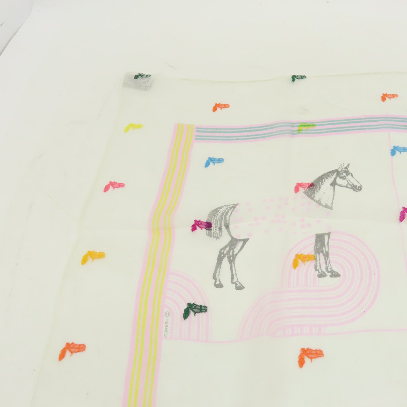 HERMES 【激減優惠】絲質/人造絲Scarf圍巾白色/彩色
