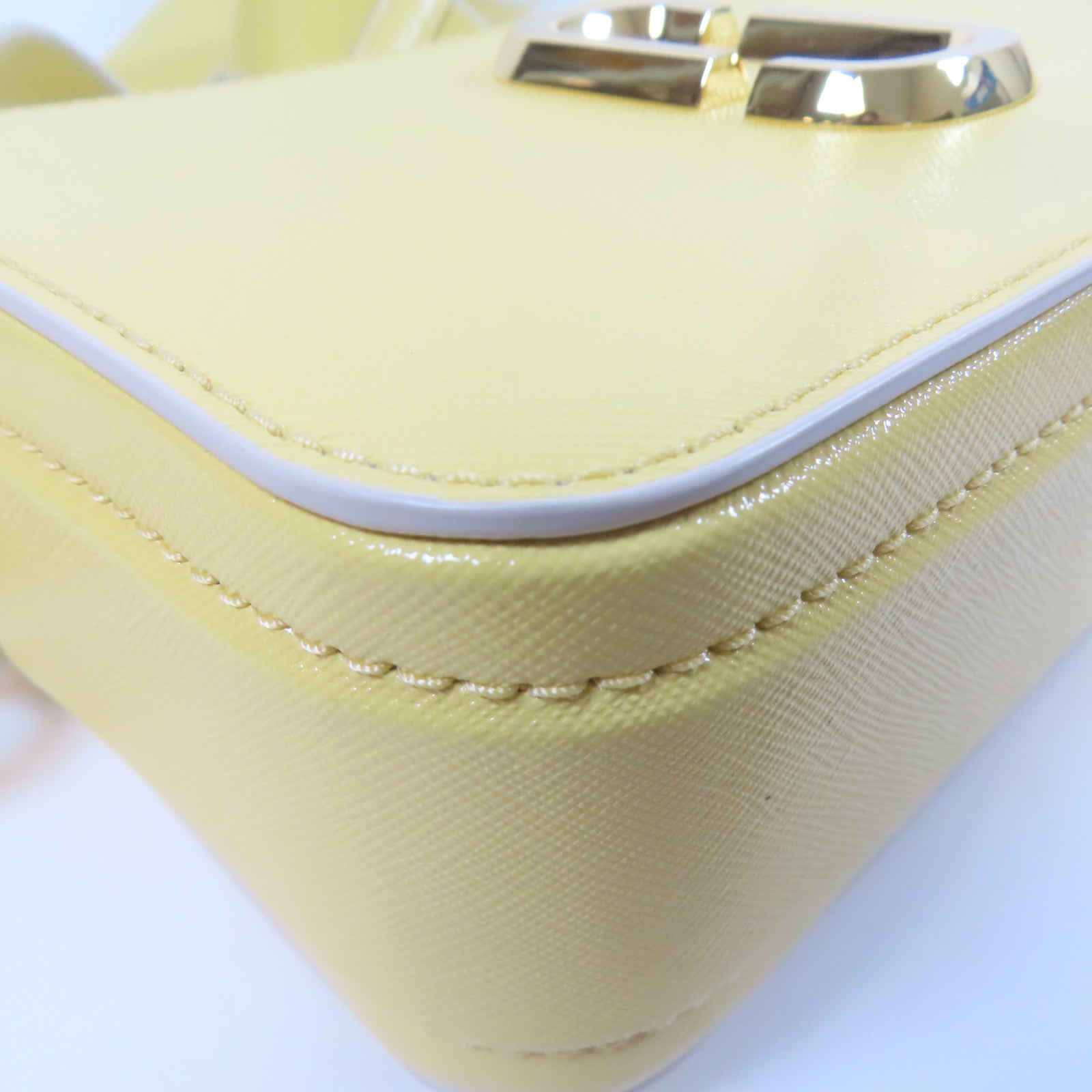 MARC JACOBS 牛皮皮革Shoulder Bag金扣手挽肩背兩用袋黃色