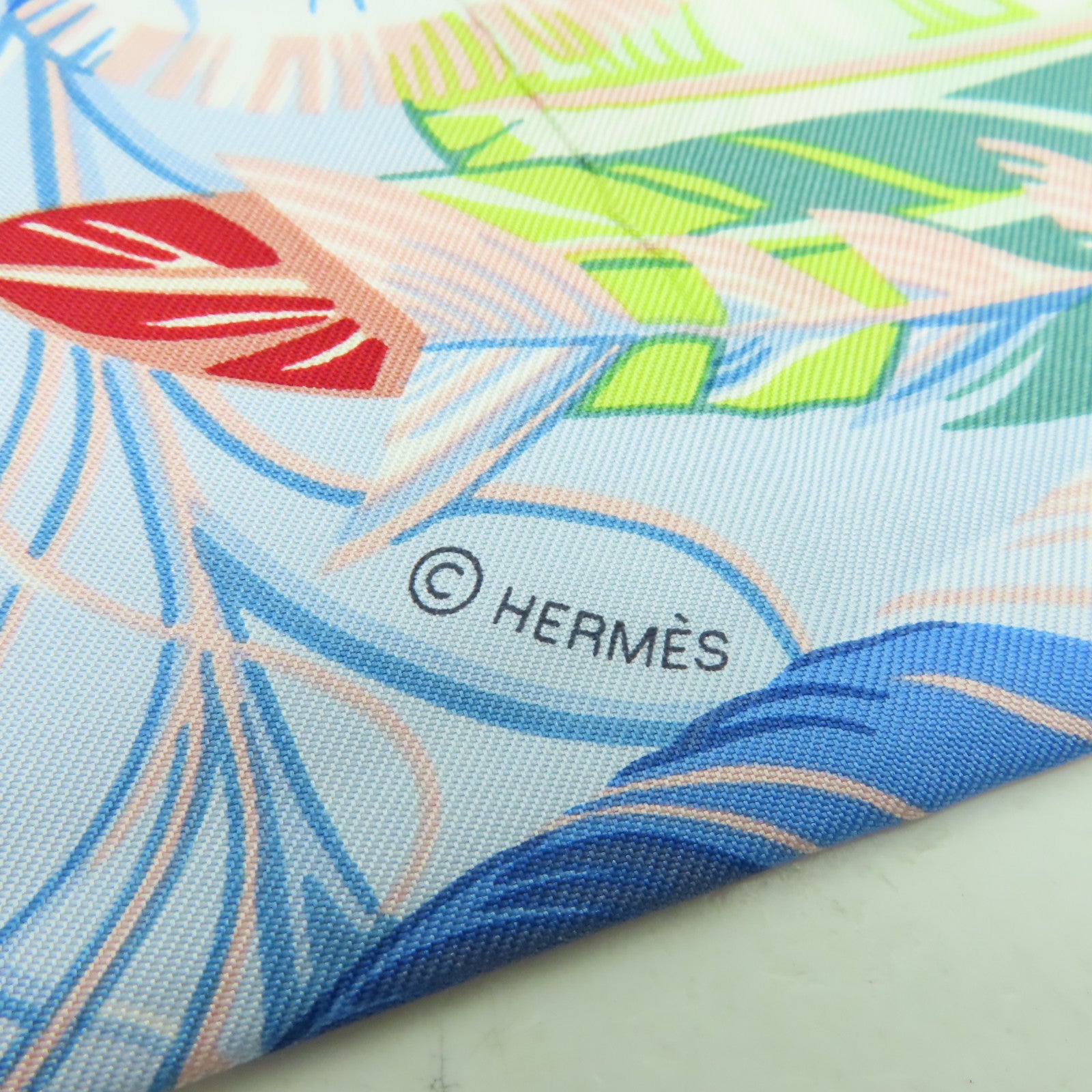 HERMES 【激減優惠】絲質Scarf圍巾藍色/彩色