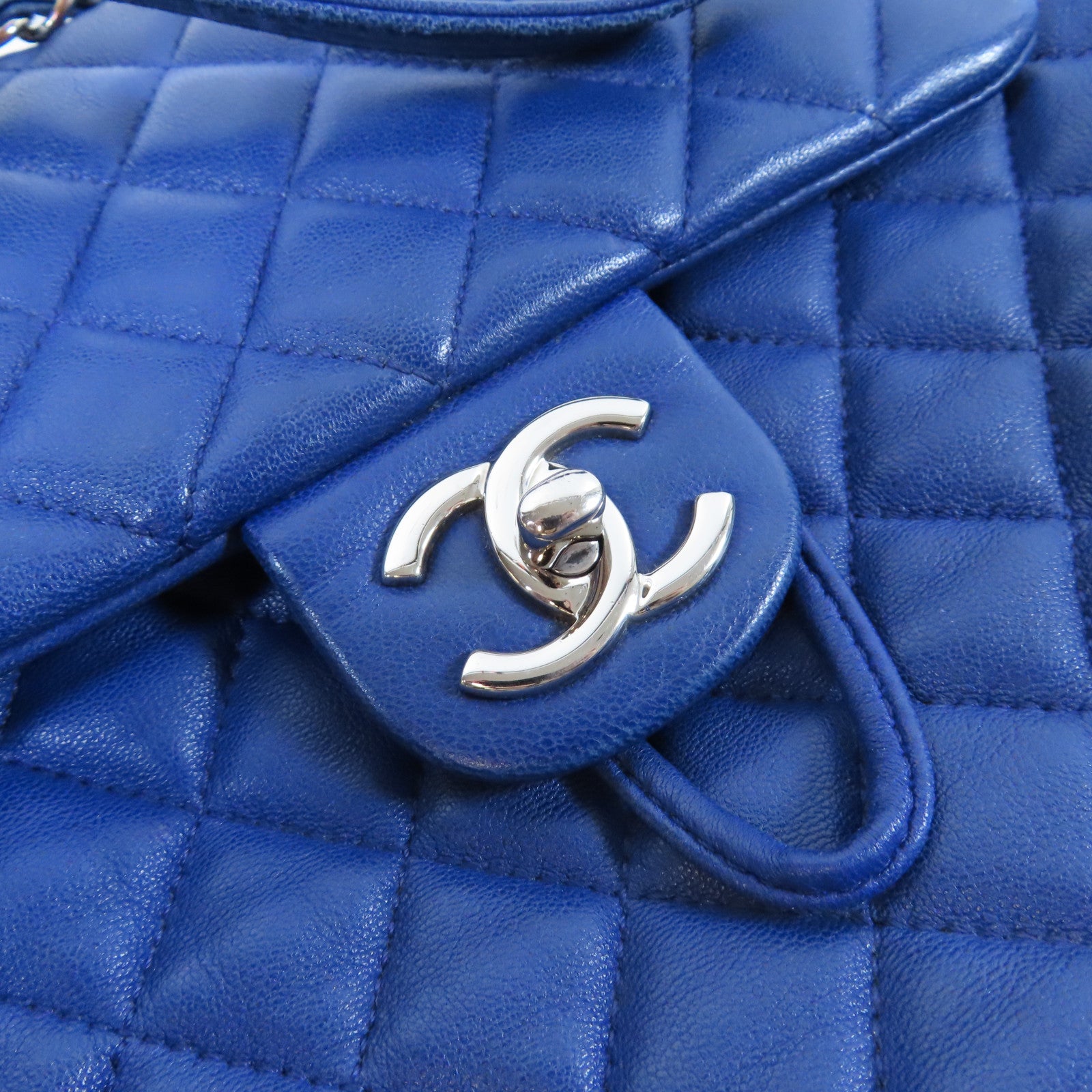 CHANEL 菱格羊皮皮革Backpack銀扣背包藍色
